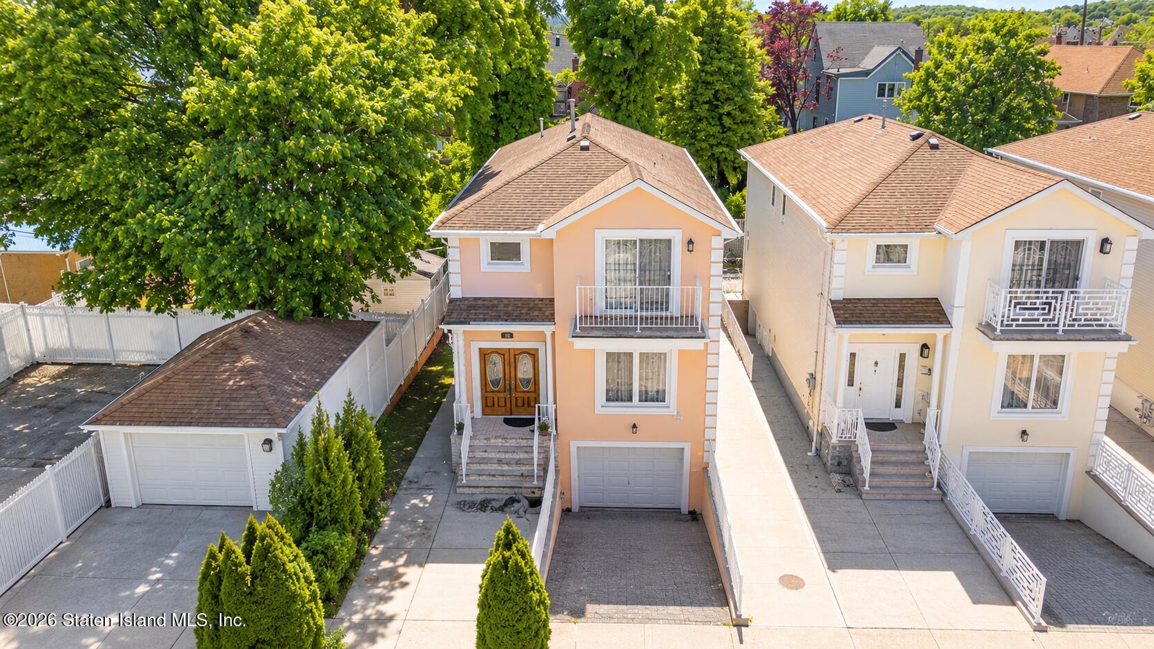 10 Andrease St, Staten Island, NY 10305 photo