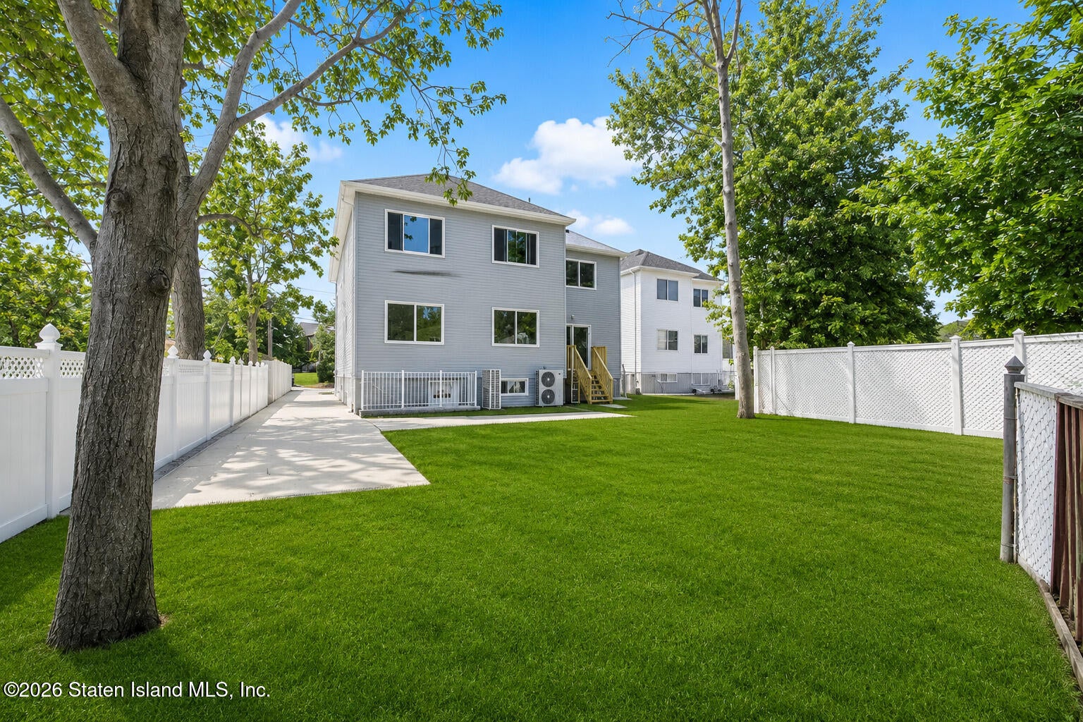 4691 Amboy Rd, Staten Island, NY 10312 photo