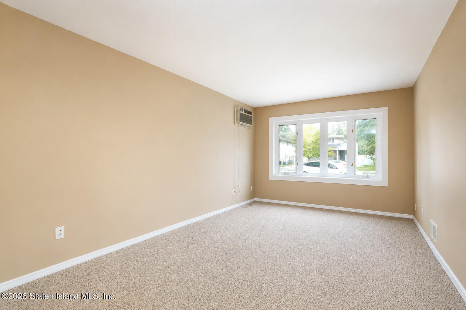 139 Lamoka Ave, Staten Island, NY 10308 photo