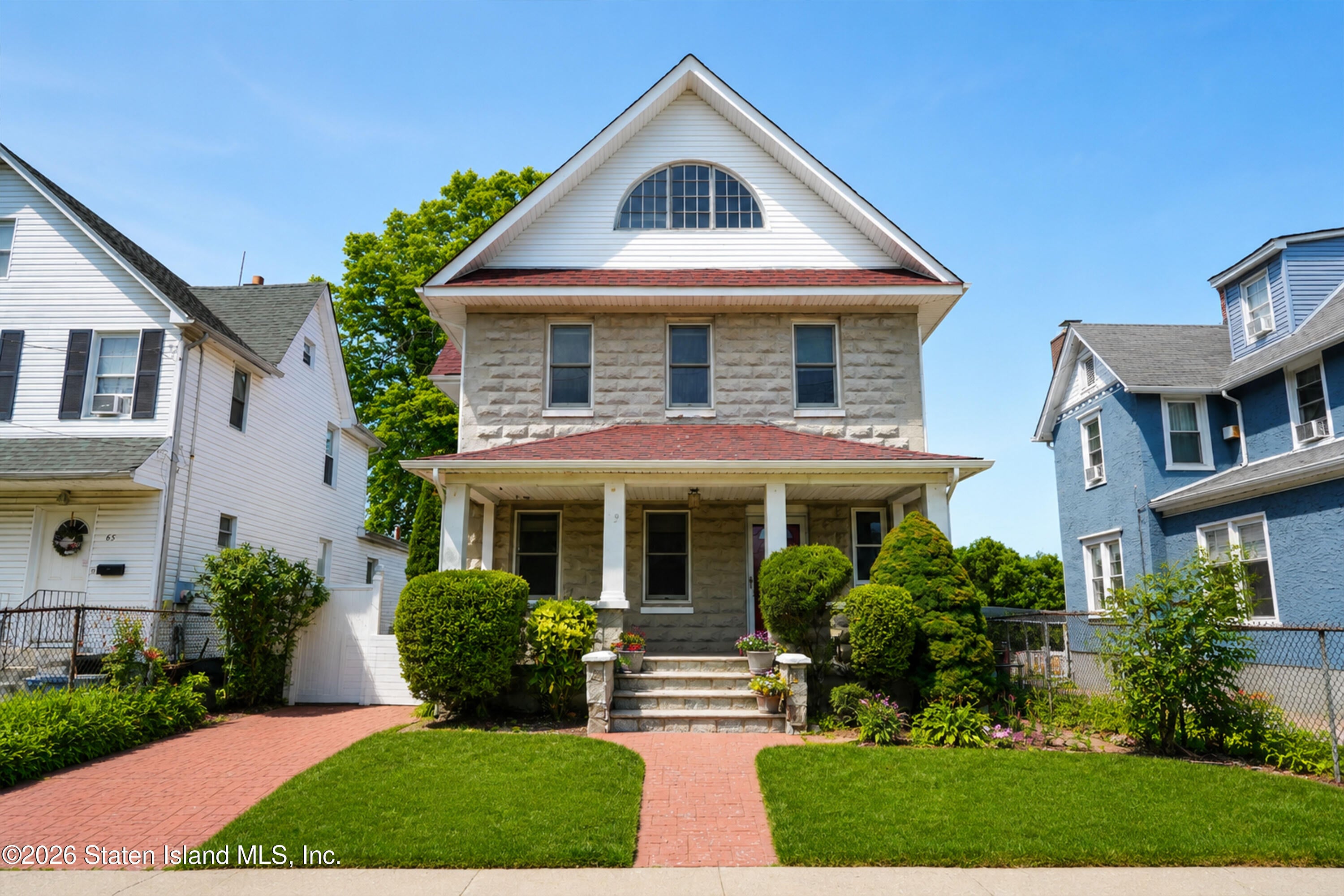 69 Saint Stephens Pl, Staten Island, NY 10306