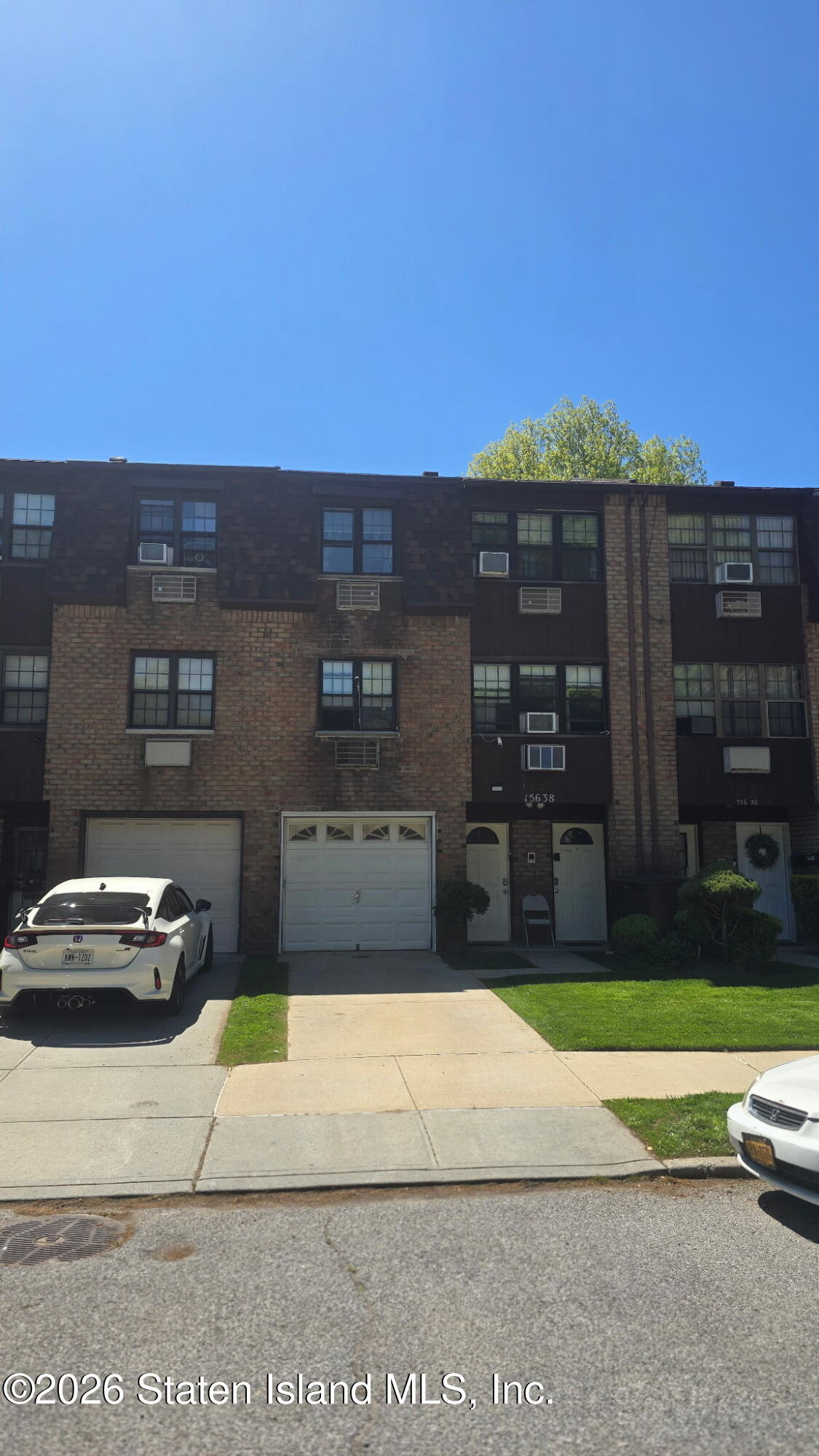 156 38 80th St, Queens, NY 11414