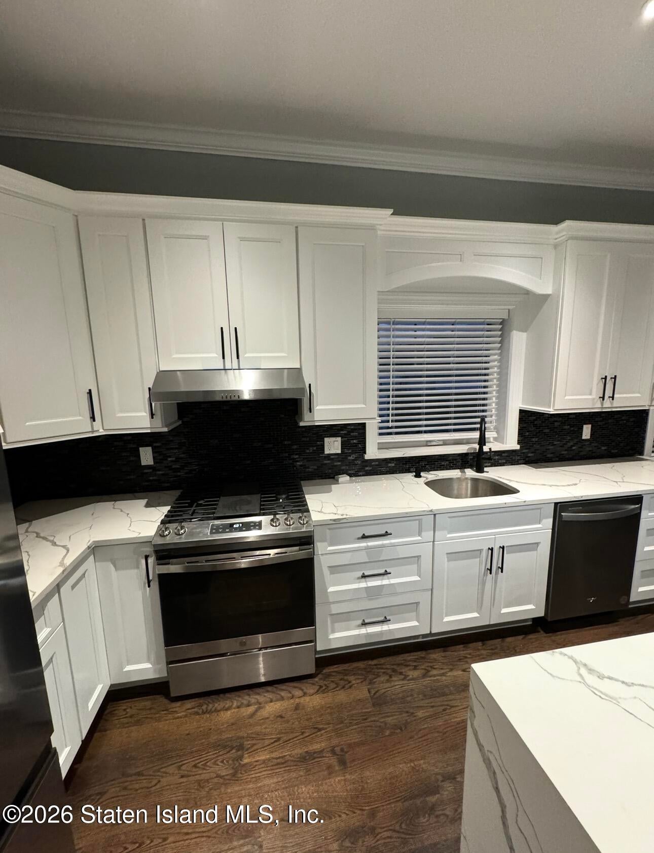 273 Nashville St, Staten Island, NY 10307 photo