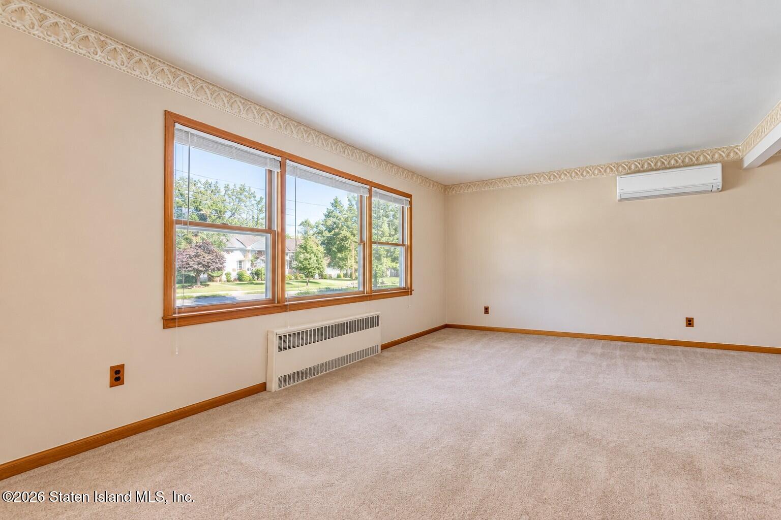 94 Cedar Ave, Staten Island, NY 10305 photo
