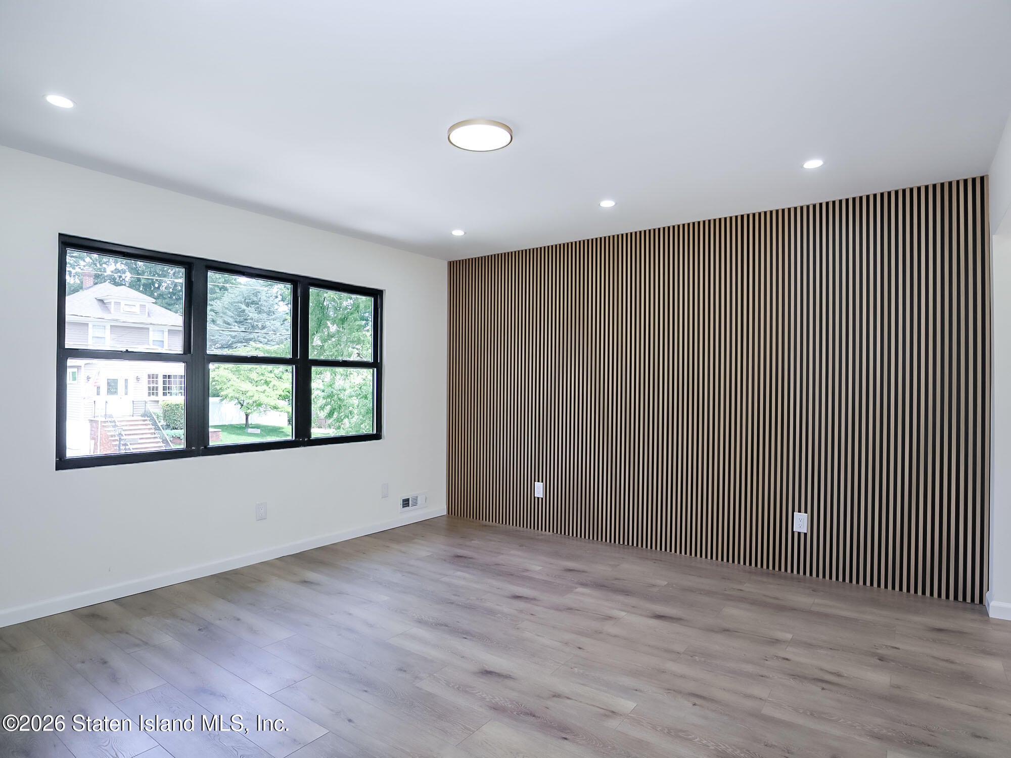 78 Sparkill Ave, Staten Island, NY 10304 photo