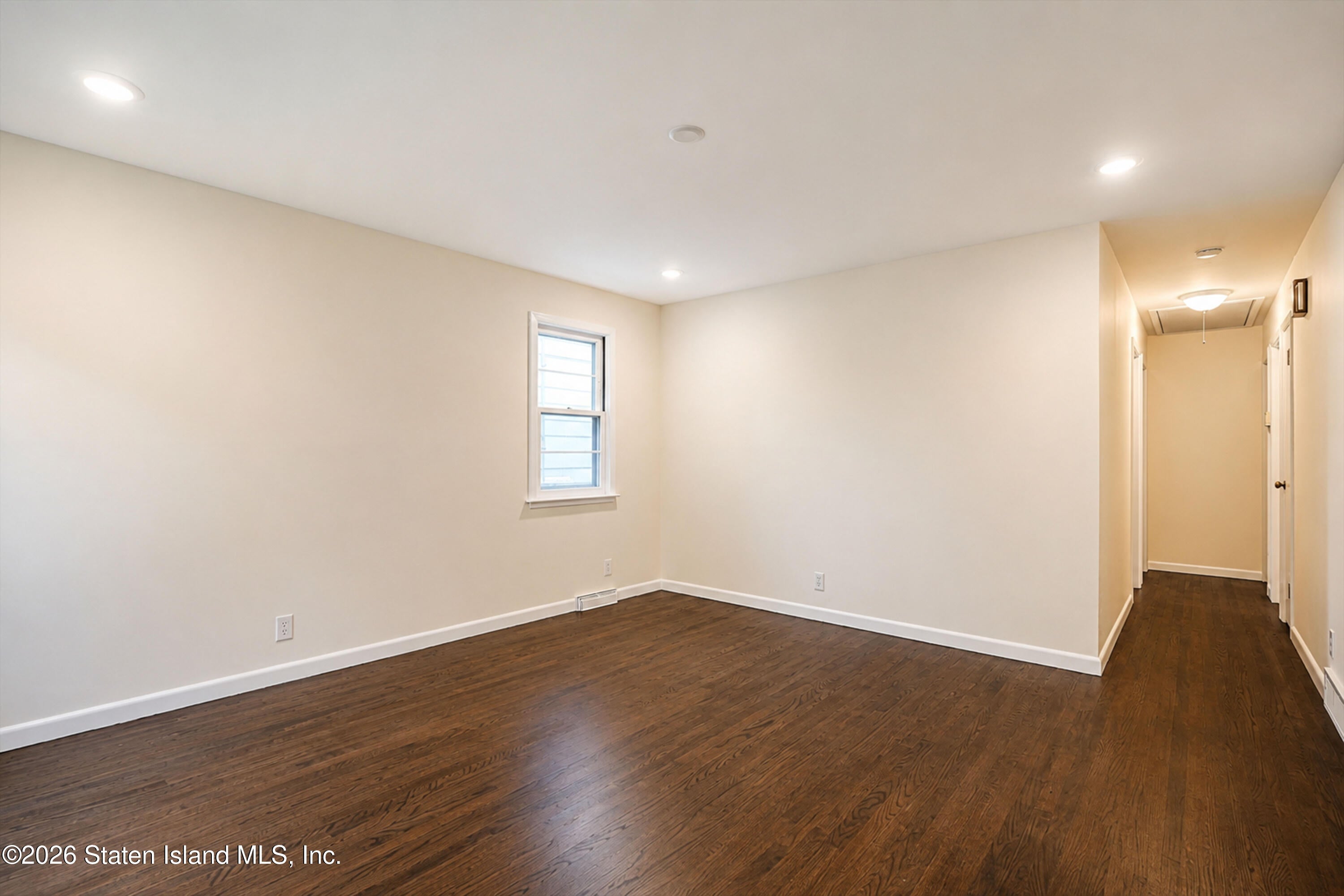 381 Willowbrook Rd, Staten Island, NY 10314 photo