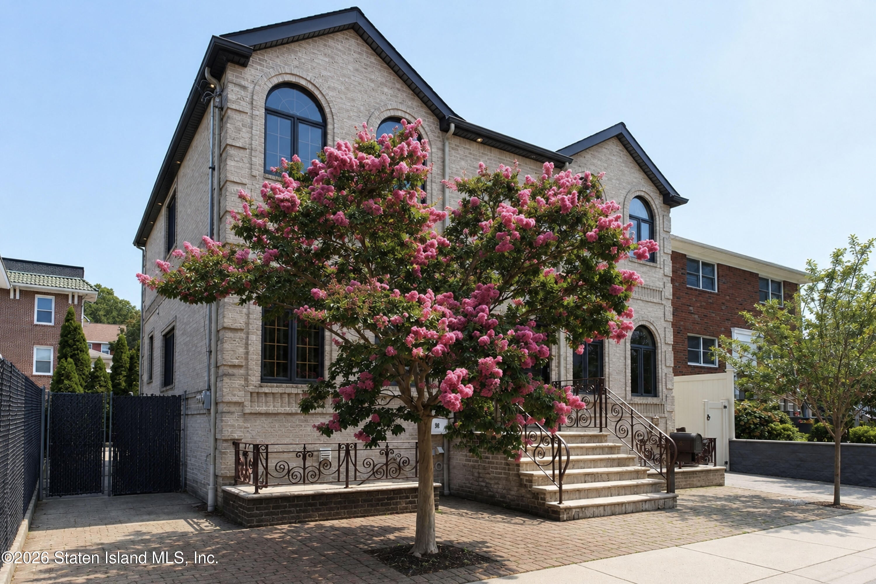 98 Purcell St, Staten Island, NY 10310 photo
