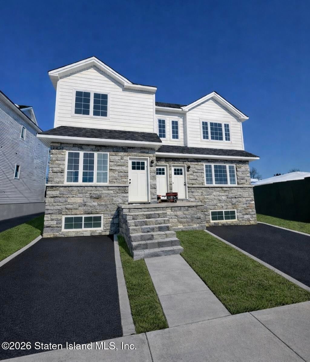 4693 Amboy Rd, Staten Island, NY 10312