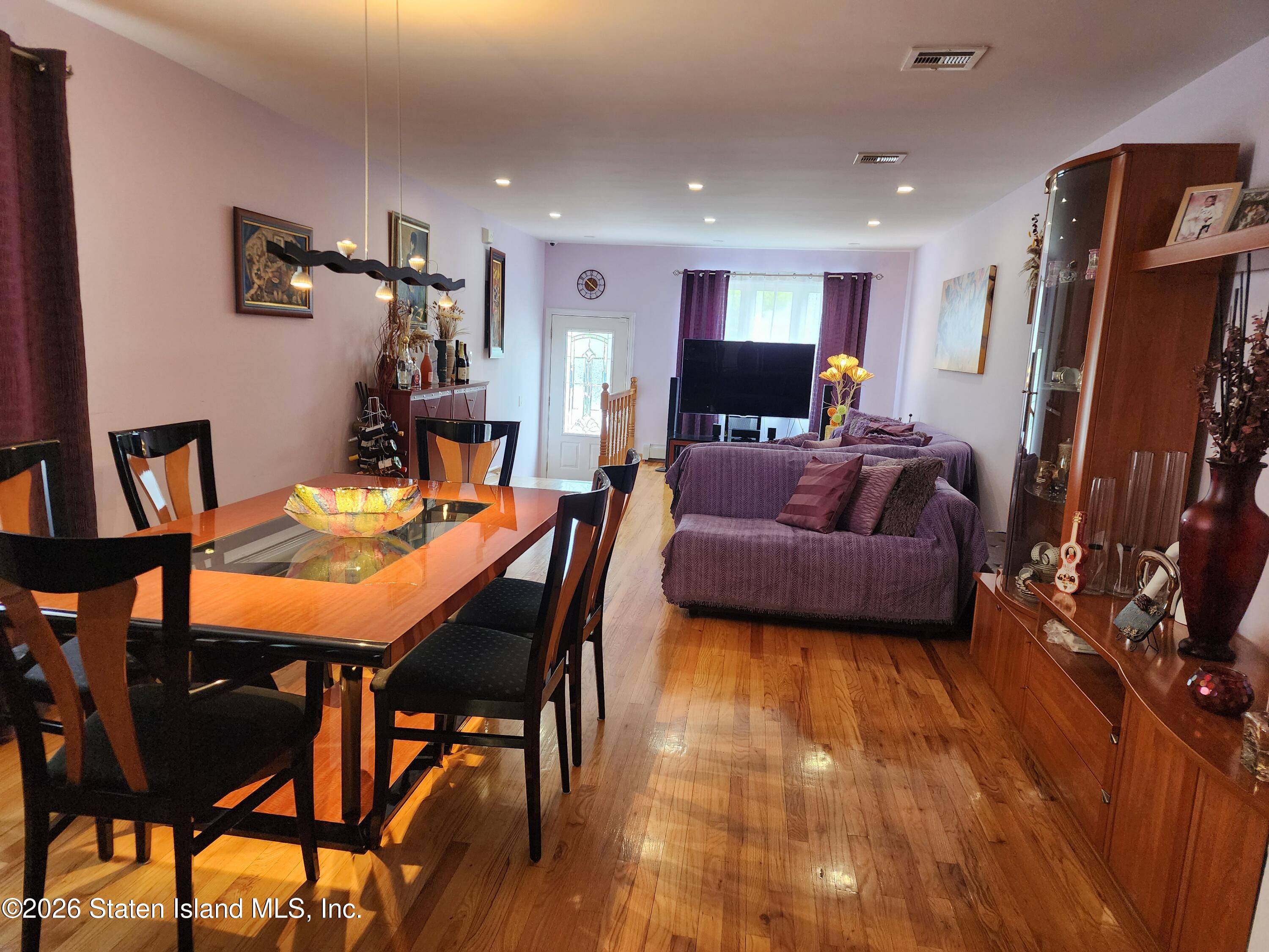416 Adams Ave, Staten Island, NY 10306 photo