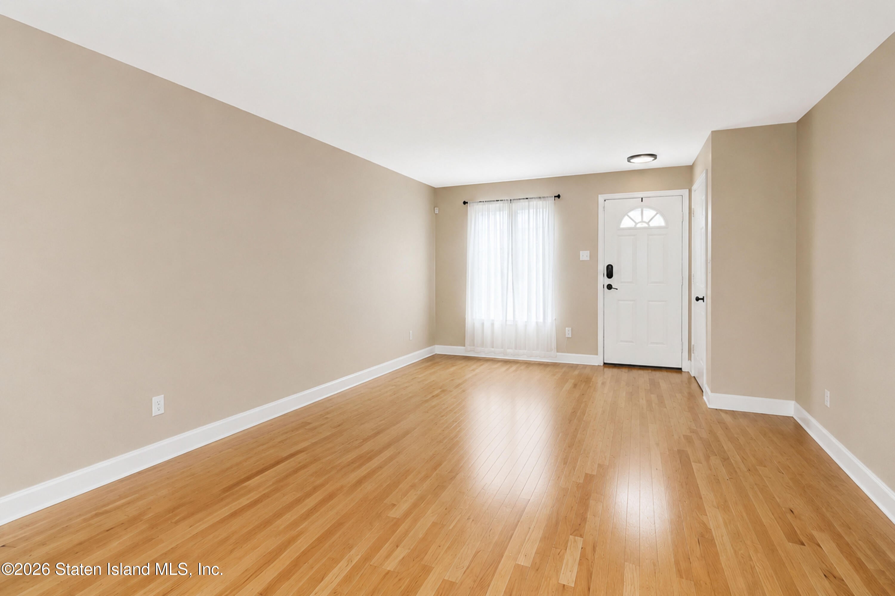 53 Erika Loop, Staten Island, NY 10312 photo