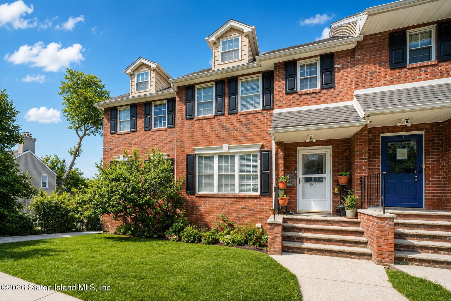 551 Van Duzer St, Staten Island, NY 10304 photo