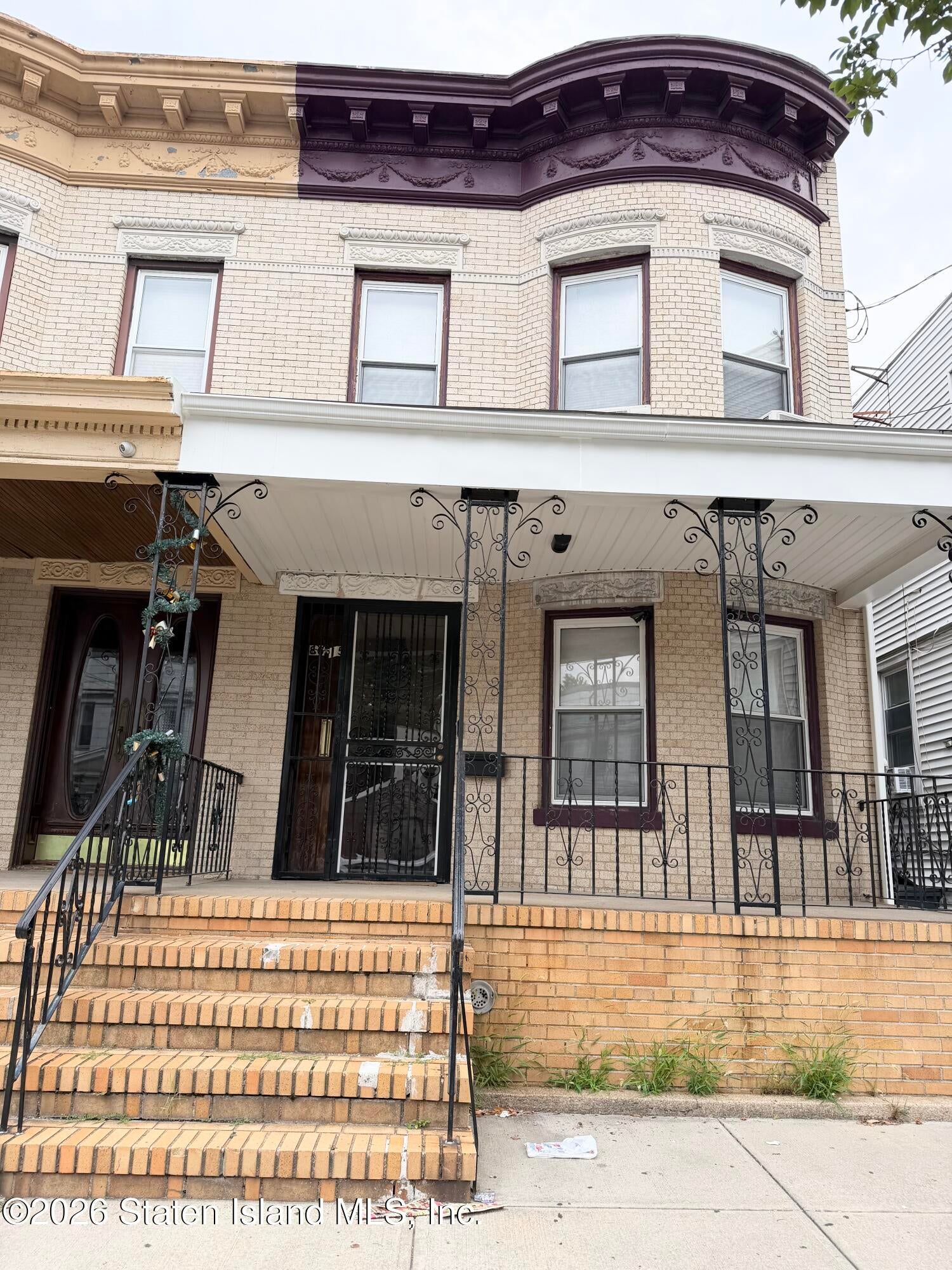 86 15 88th Ave, Queens, NY 11421