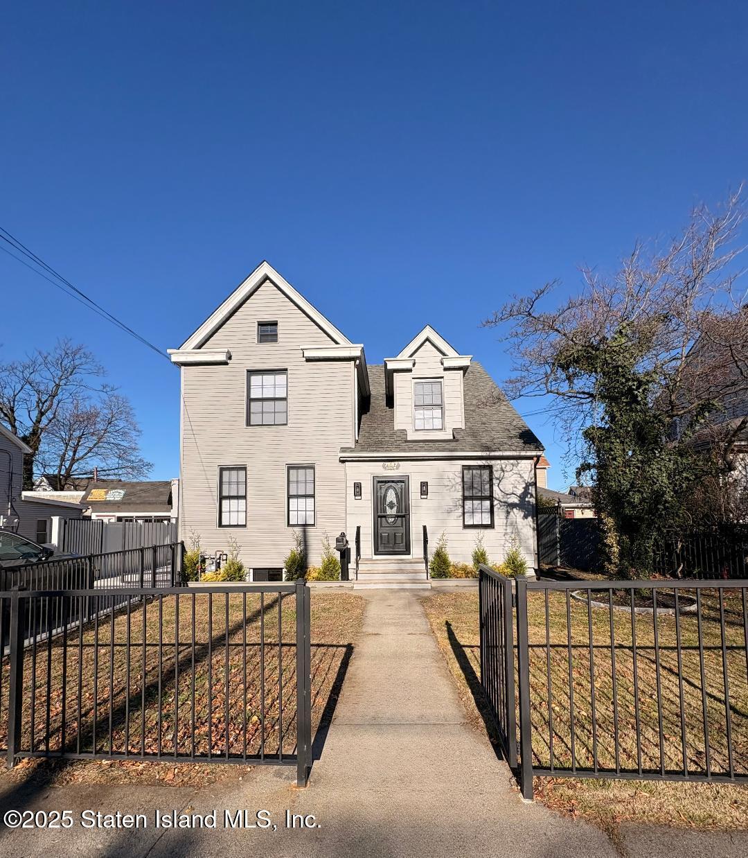 7587 Amboy Rd, Staten Island, NY 10307