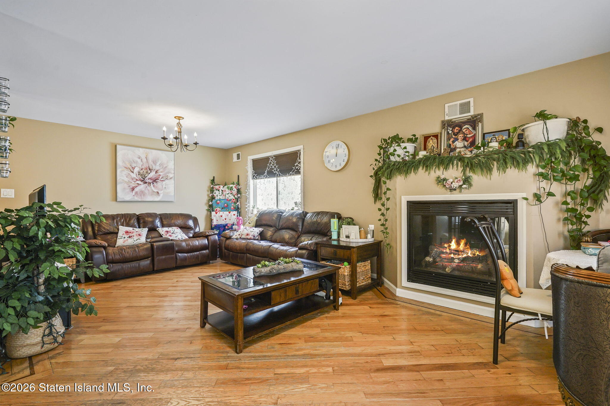 9 Knesel St, Staten Island, NY 10309 photo