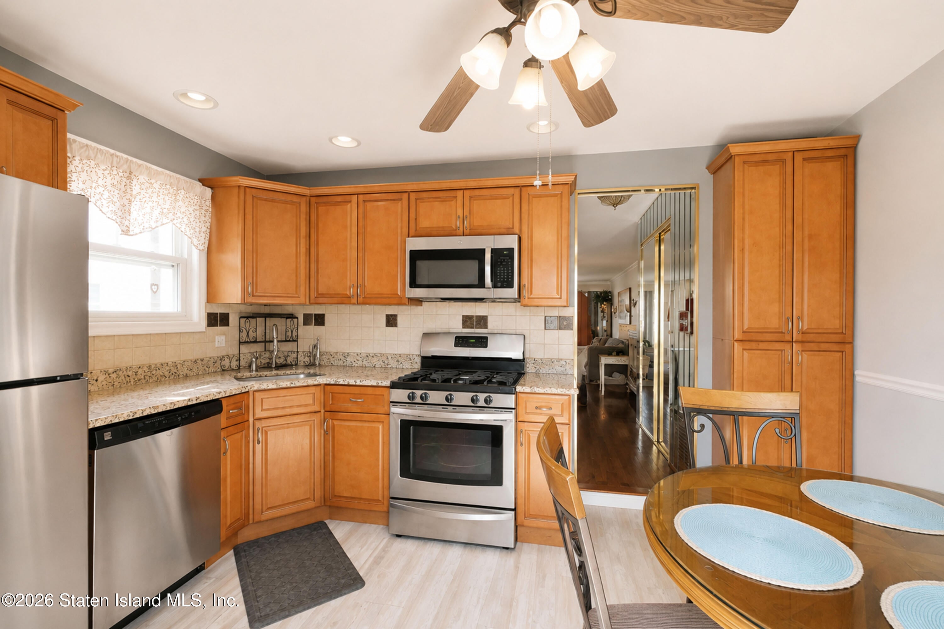 56 Taunton St, Staten Island, NY 10306 photo