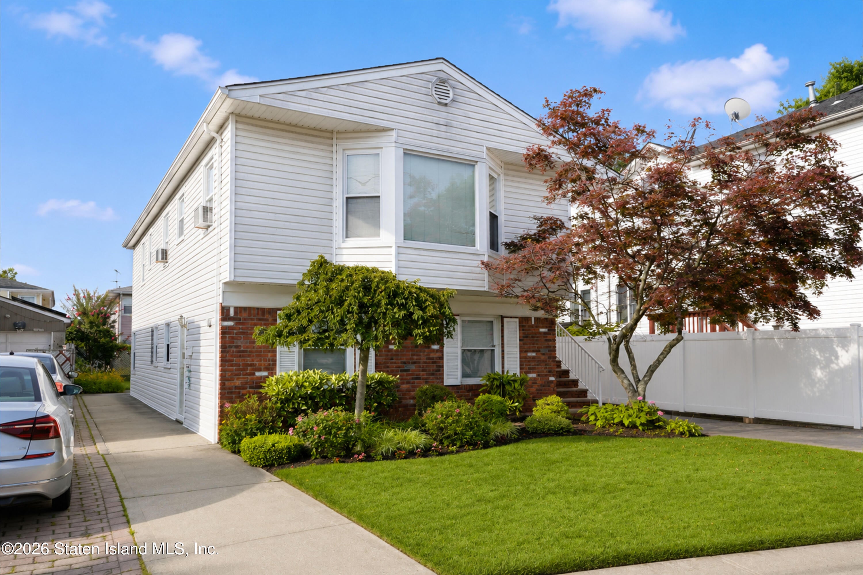 78 Wolverine St, Staten Island, NY 10306