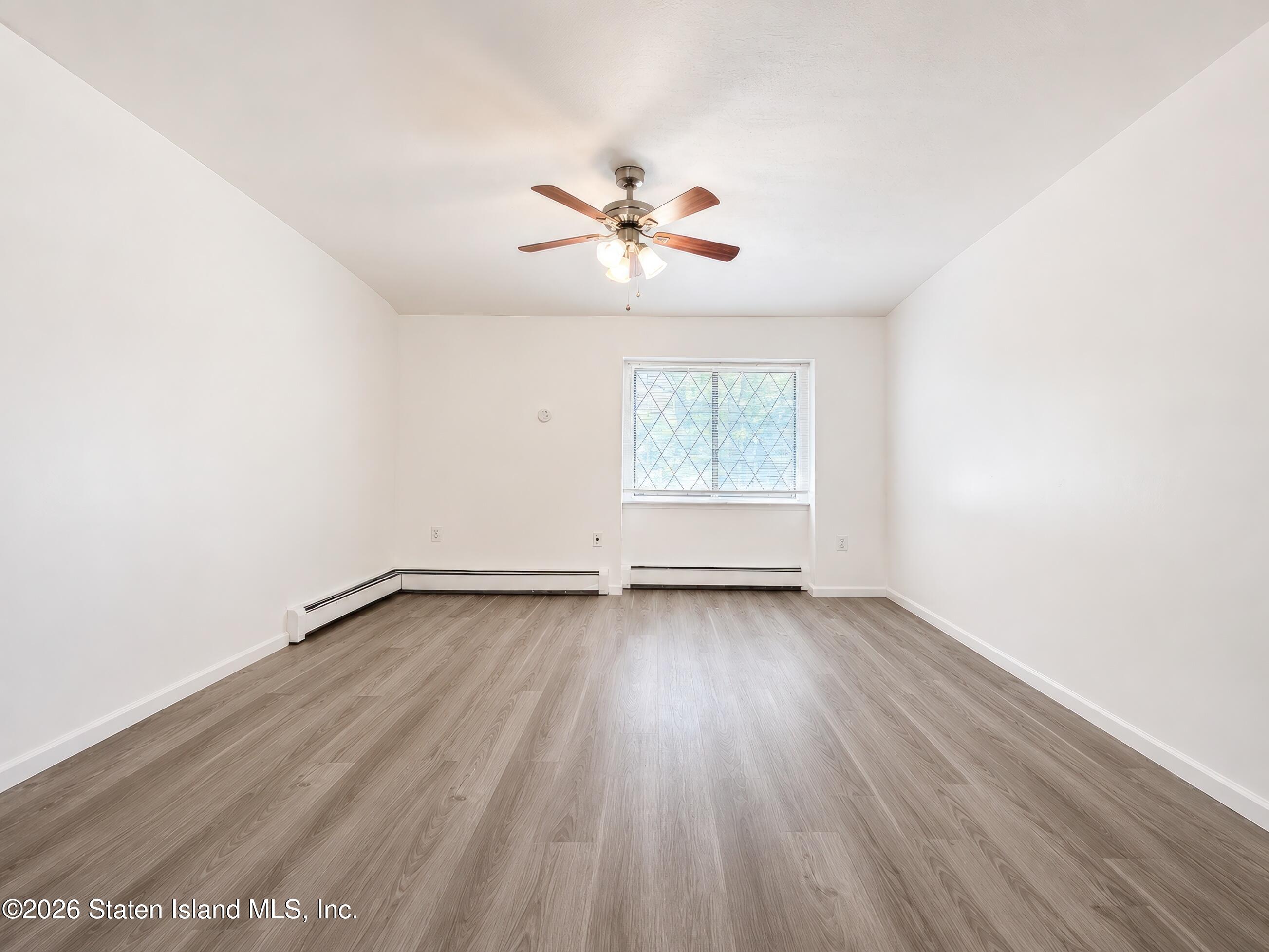 79 Pompey Ave, Staten Island, NY 10312 photo