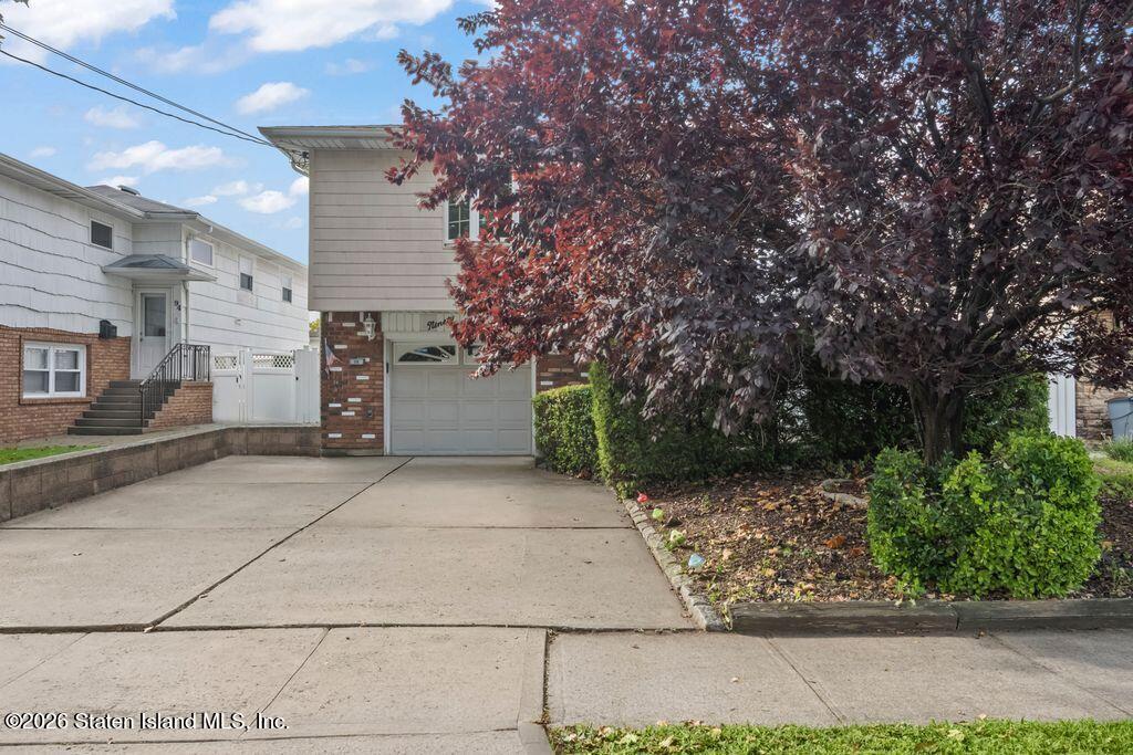 98 Figurea Ave, Staten Island, NY 10312 photo