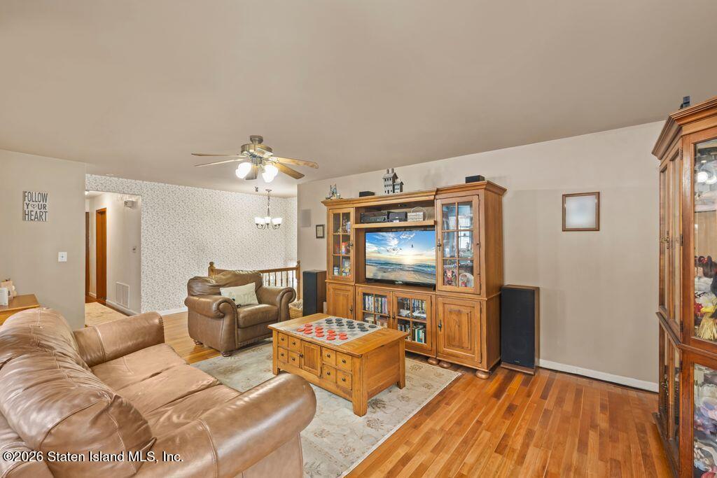 98 Figurea Ave, Staten Island, NY 10312 photo