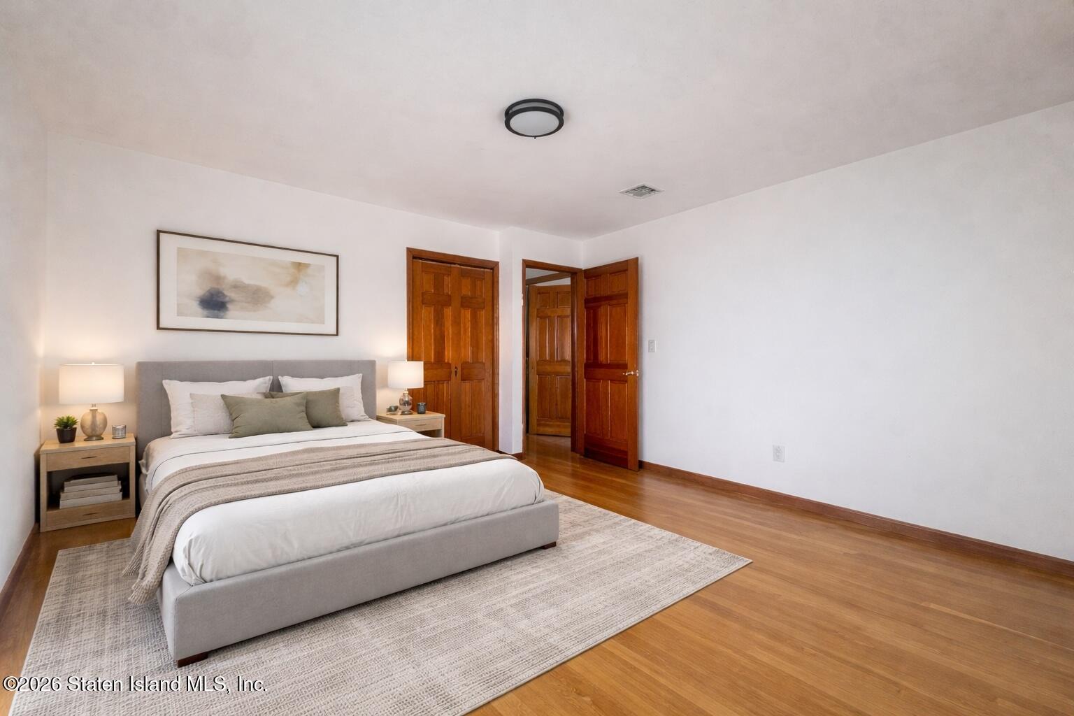 735 Woodrow Rd, Staten Island, NY 10312 photo