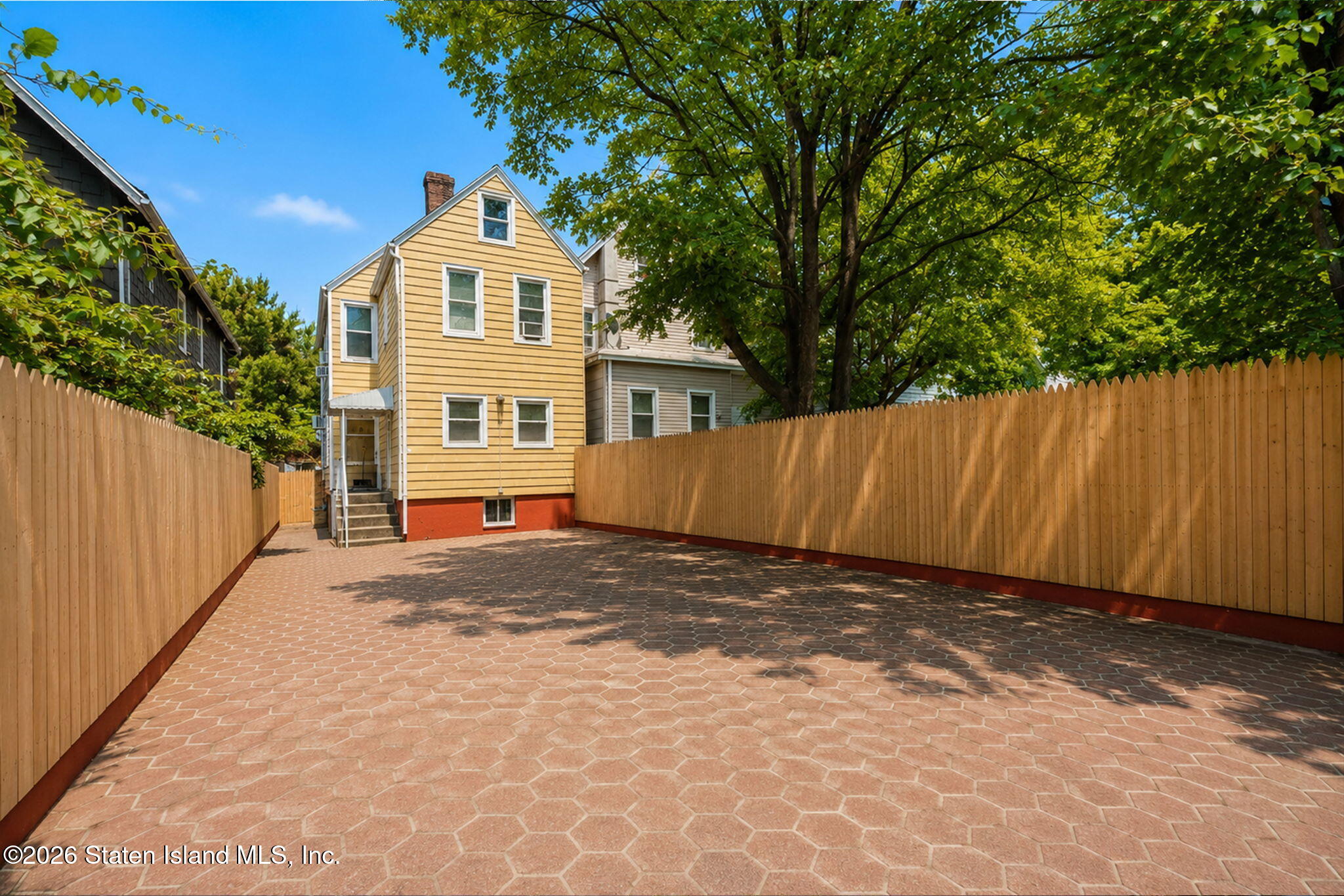 34 Simonson Pl, Staten Island, NY 10302 photo