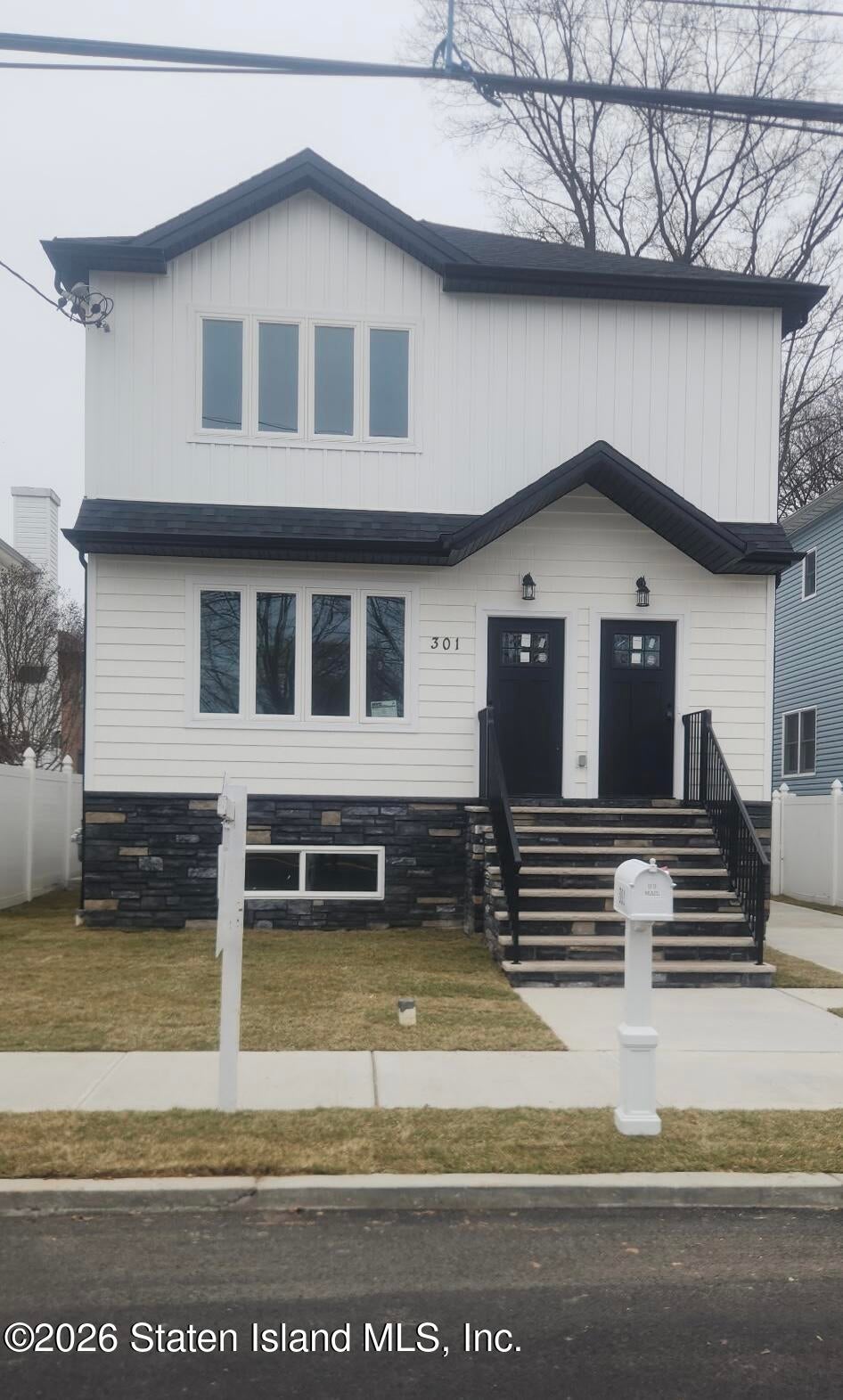 301 Sharrott Ave, Staten Island, NY 10309