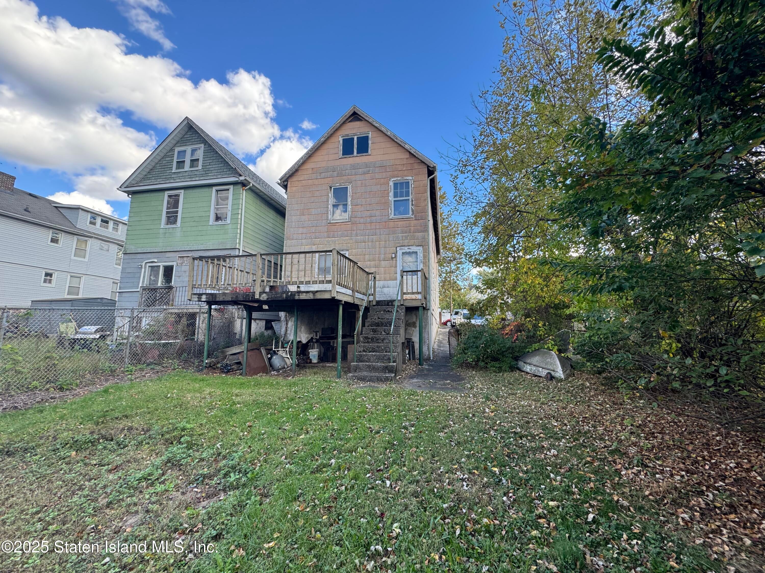 380 Pulaski Ave, Staten Island, NY 10303 photo
