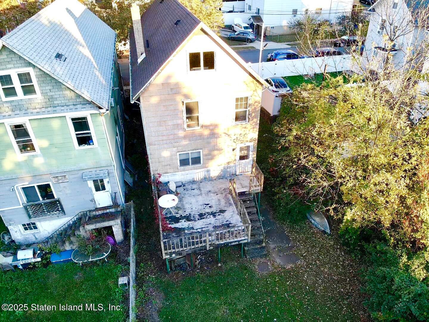 380 Pulaski Ave, Staten Island, NY 10303 photo