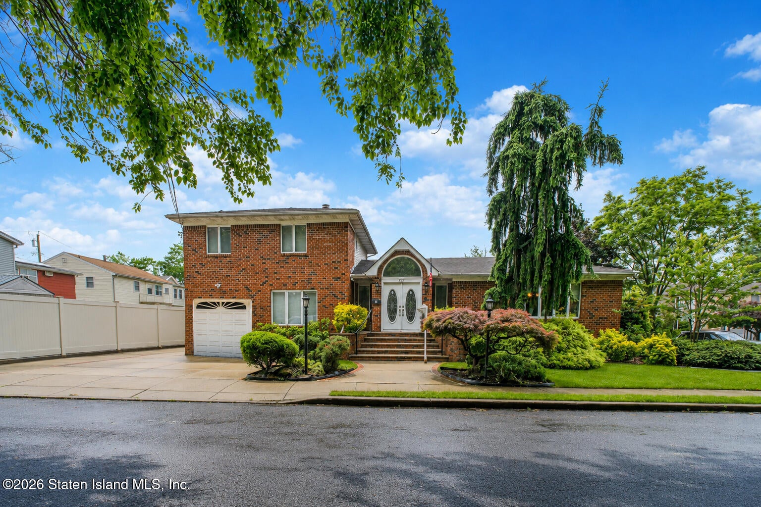 1061 Woodhull Ave, Staten Island, NY 10312 photo