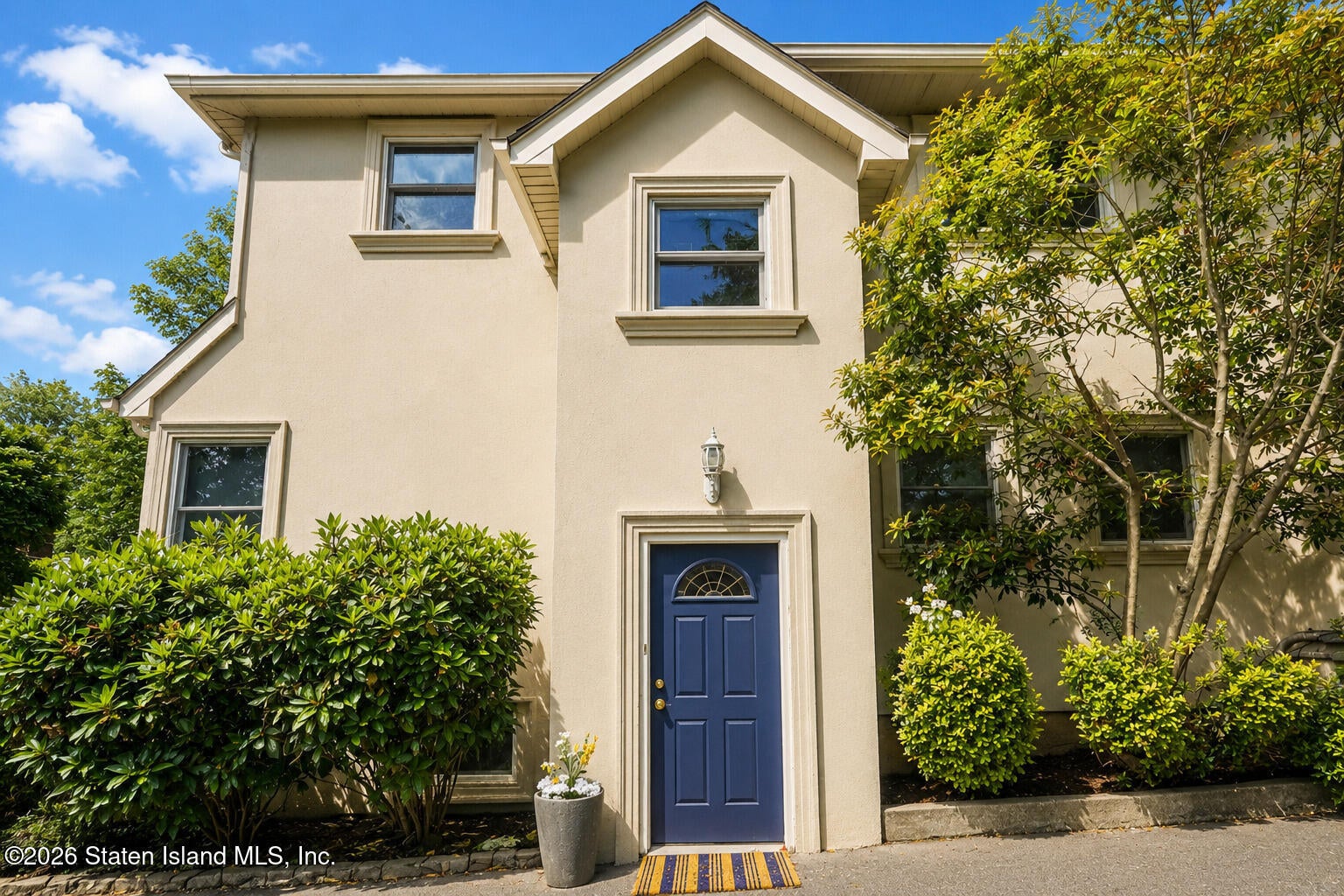 2504 Richmond Rd, Staten Island, NY 10306