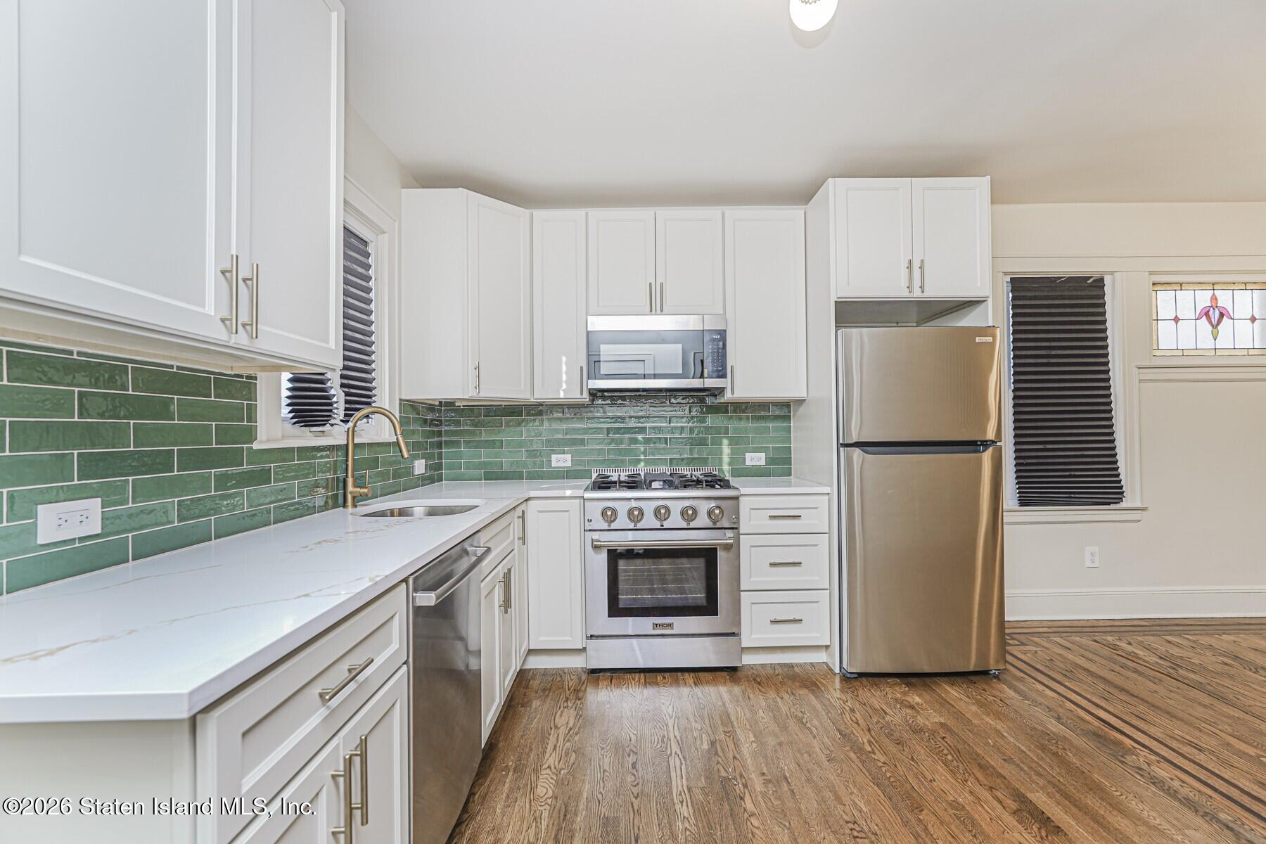 332 Willowbrook Rd, Staten Island, NY 10314 photo