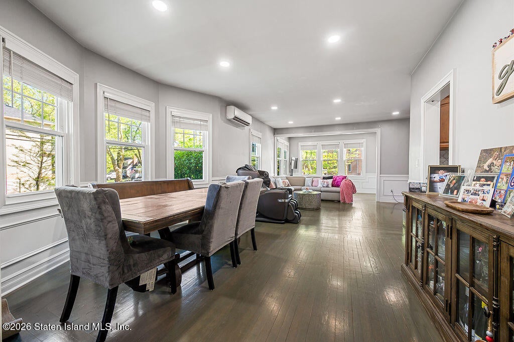 63 Coddington Ave, Staten Island, NY 10306 photo