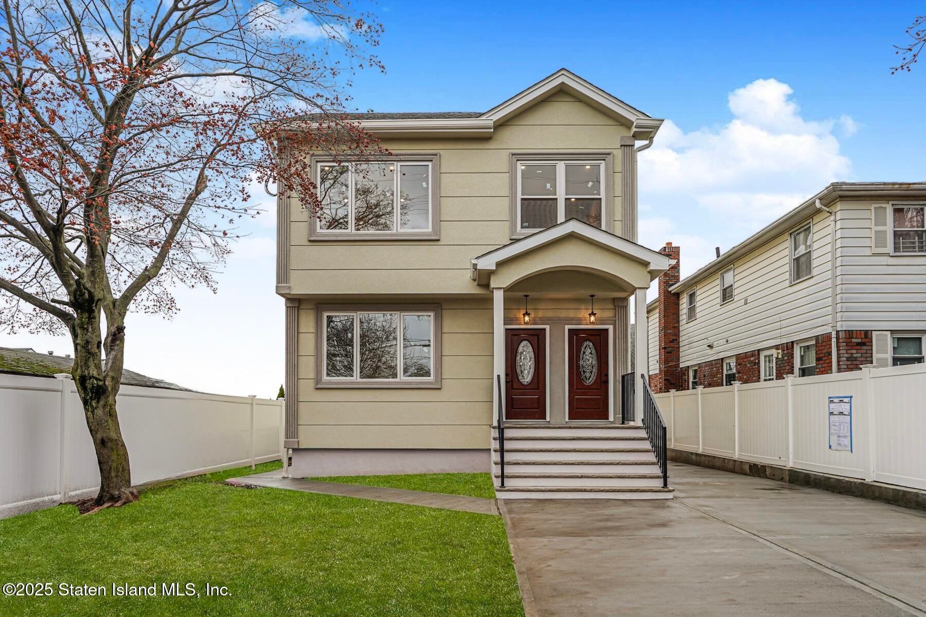 178 Parkinson Ave, Staten Island, NY 10305