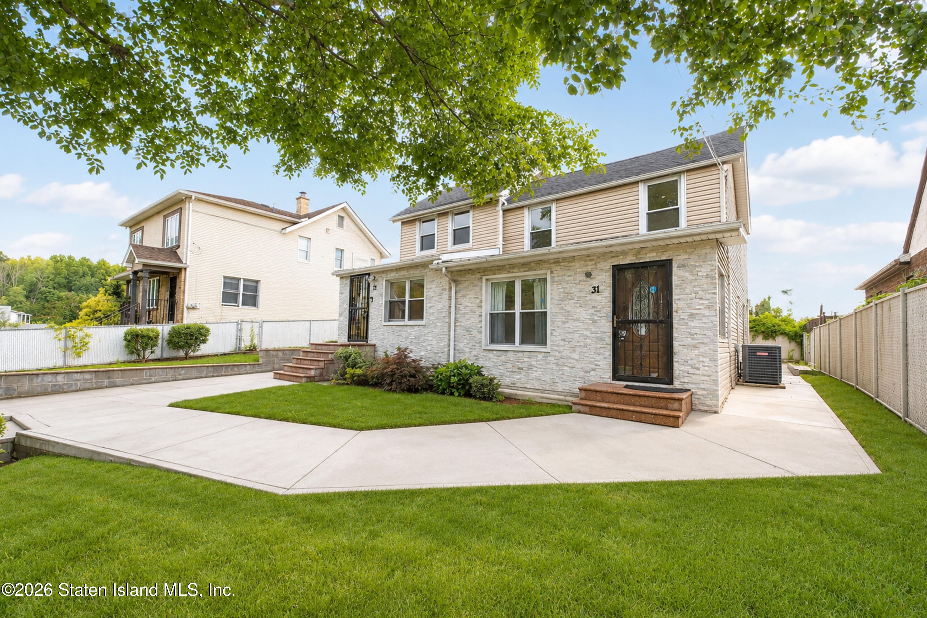 31 33 Rockland Ave, Staten Island, NY 10306 photo