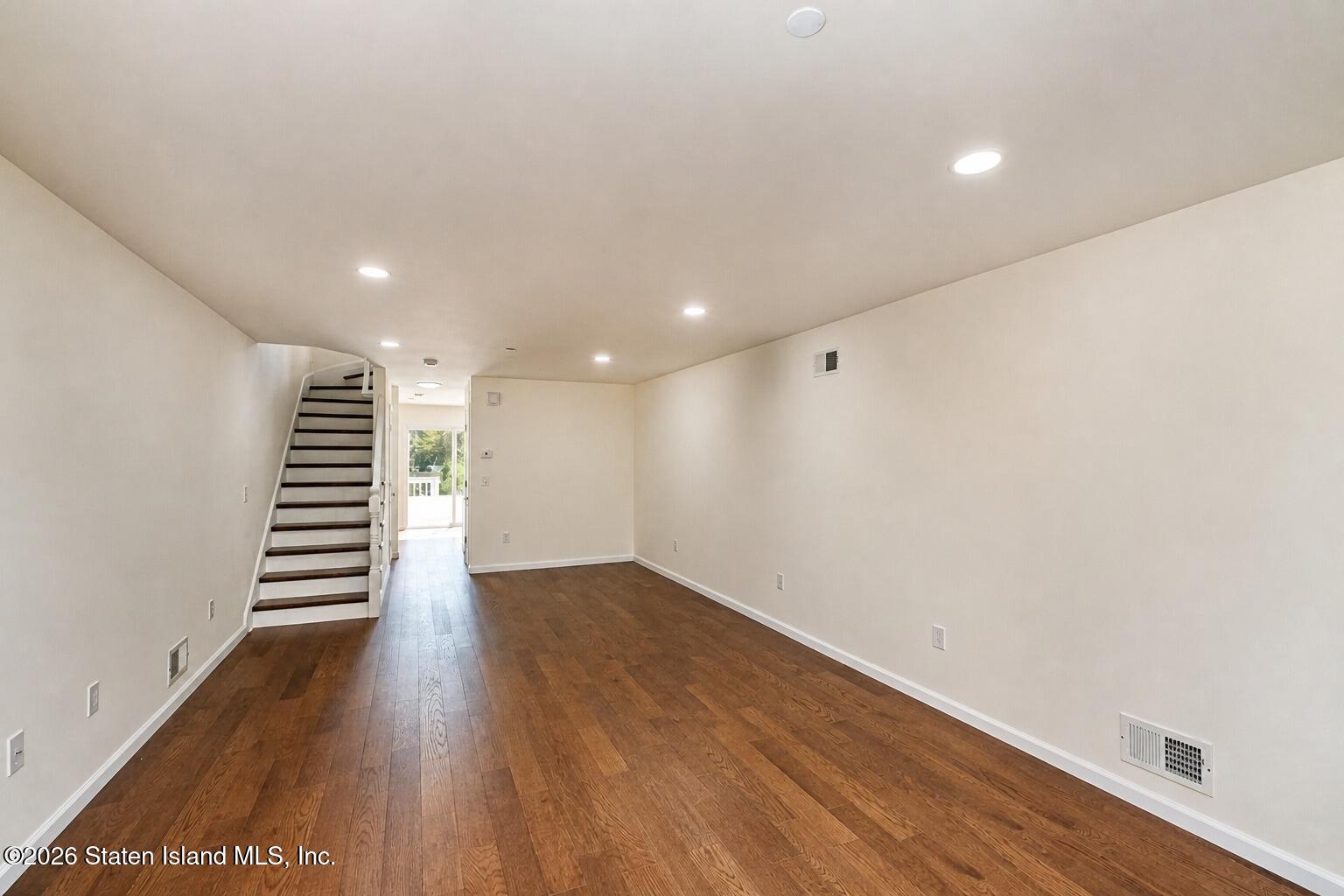 7306 Amboy Rd, Staten Island, NY 10307 photo