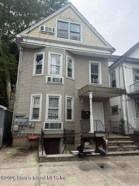 10 Egmont Pl, Staten Island, NY 10301