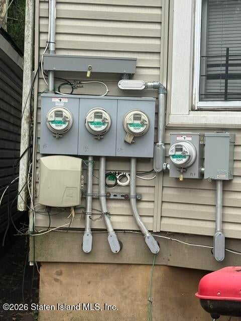 10 Egmont Pl, Staten Island, NY 10301 photo