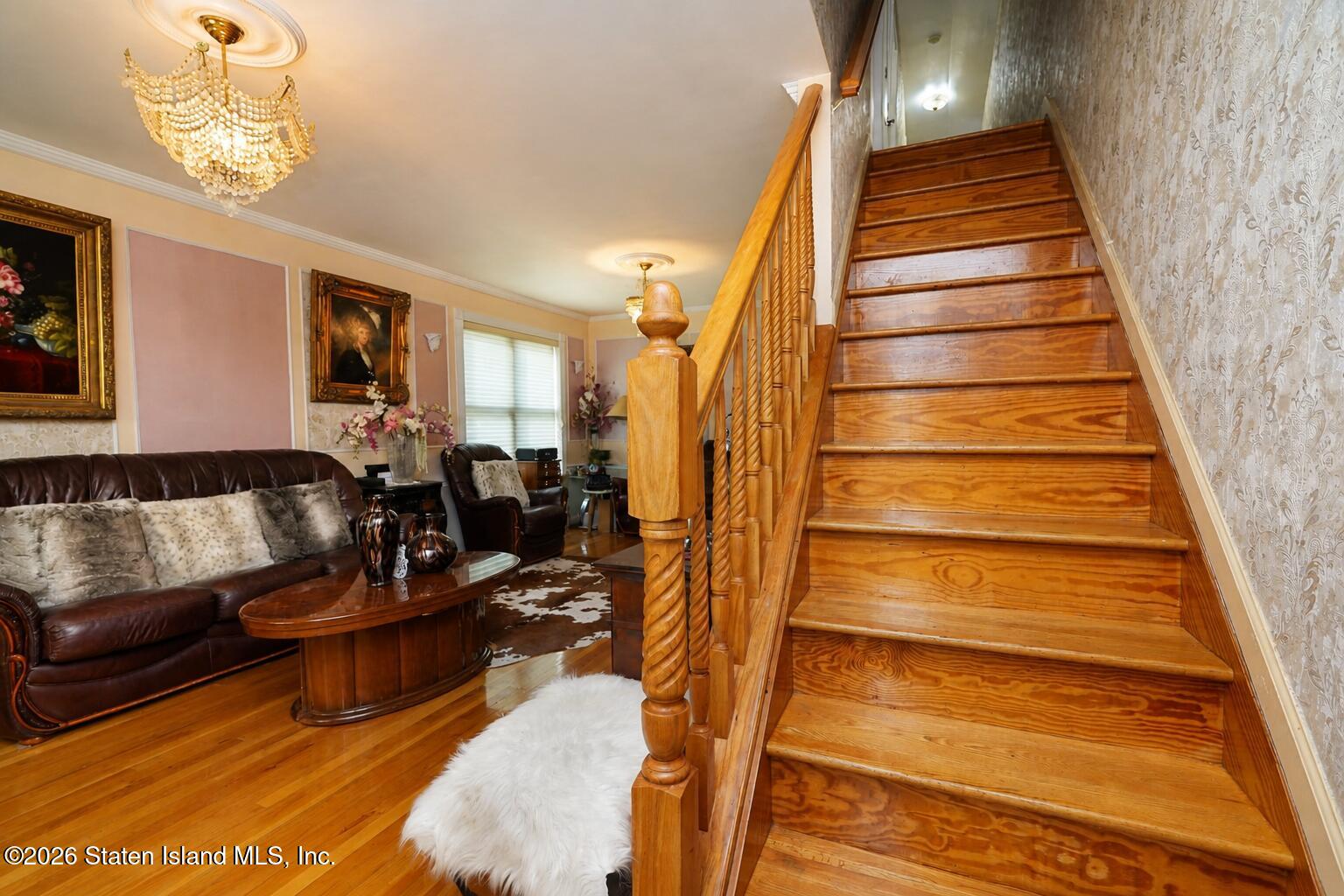 282 Seguine Ave, Staten Island, NY 10309 photo