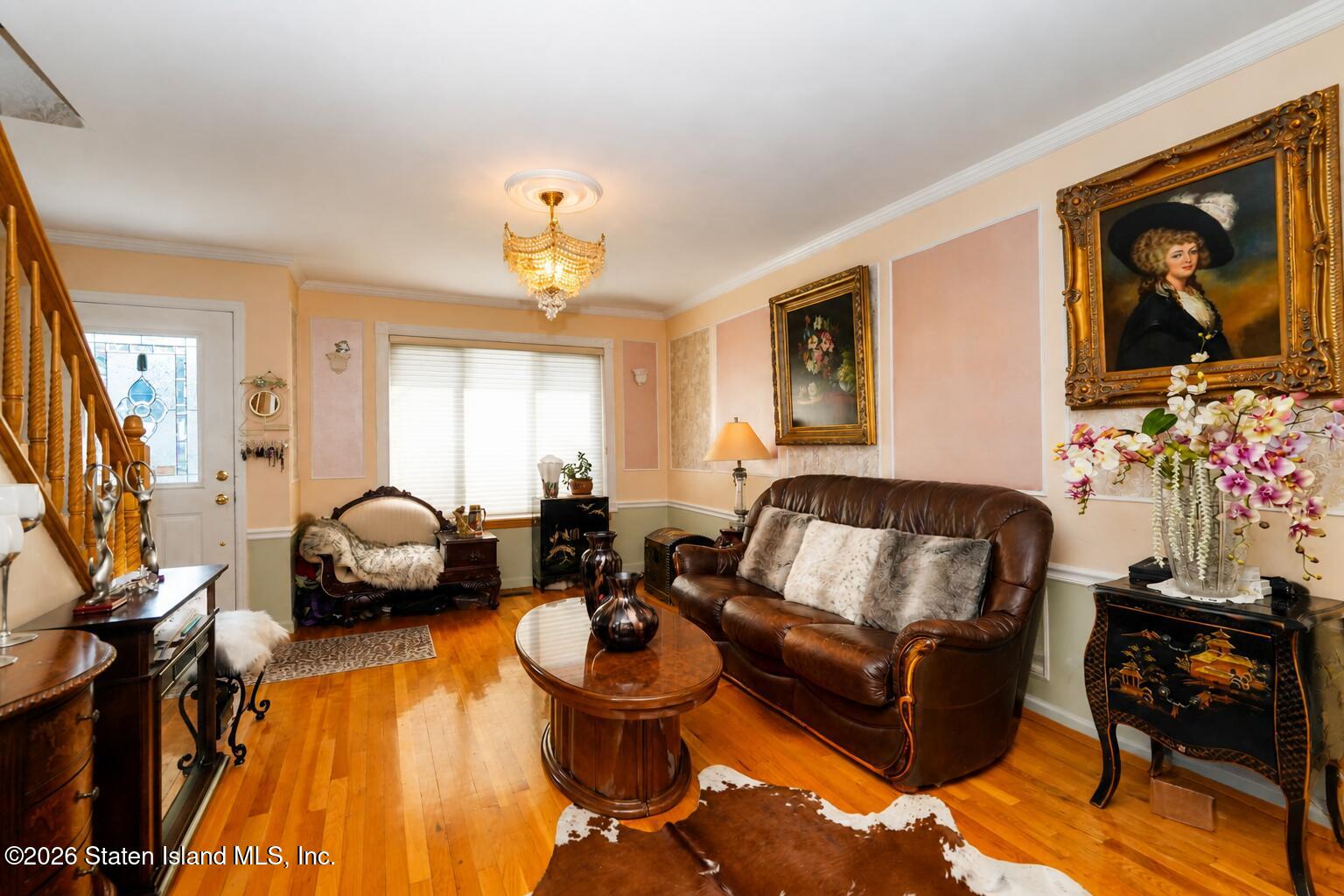 282 Seguine Ave, Staten Island, NY 10309 photo