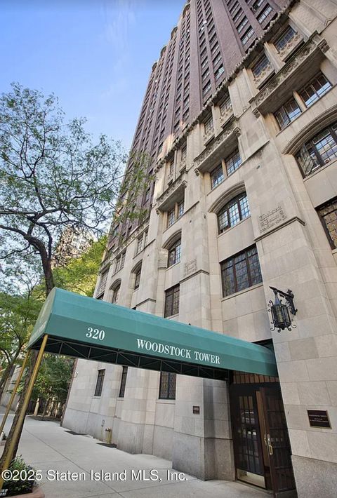 Condominium in New York NY 320 East 42nd Street #1503.jpg