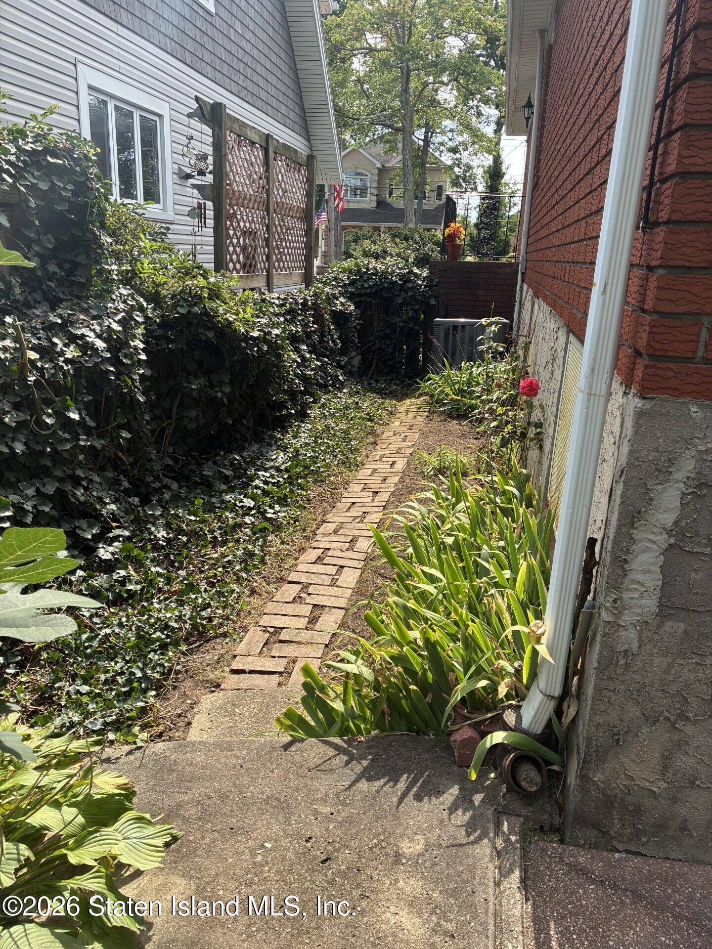 43 Cloverdale Ave, Staten Island, NY 10308 photo