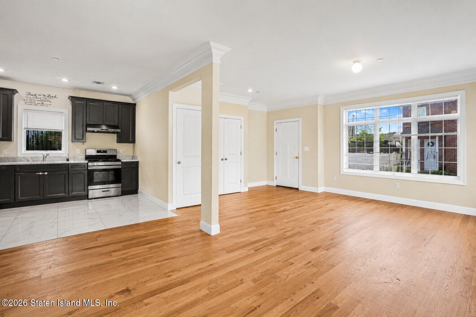 64 Butler Pl, Staten Island, NY 10305 photo