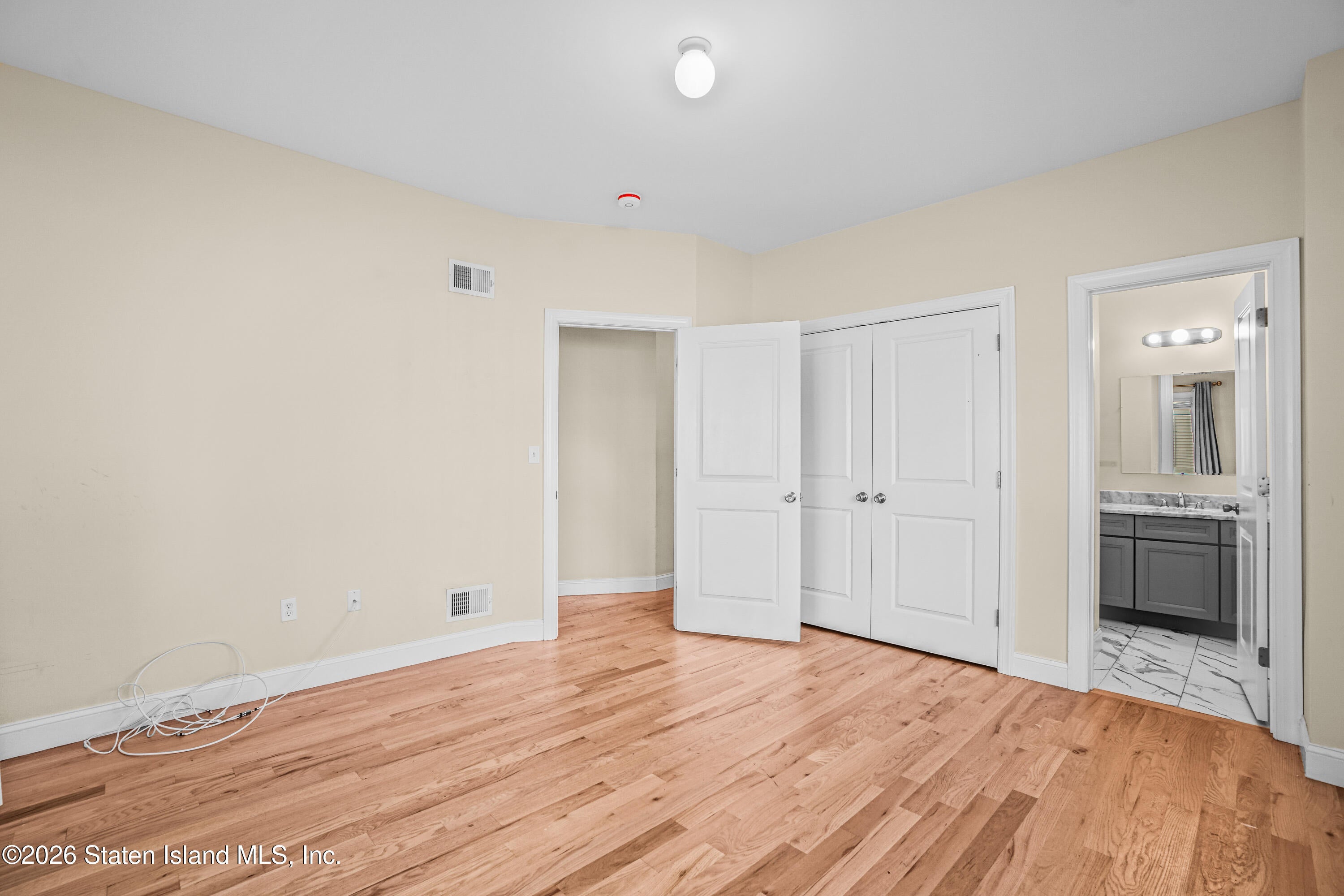 64 Butler Pl, Staten Island, NY 10305 photo
