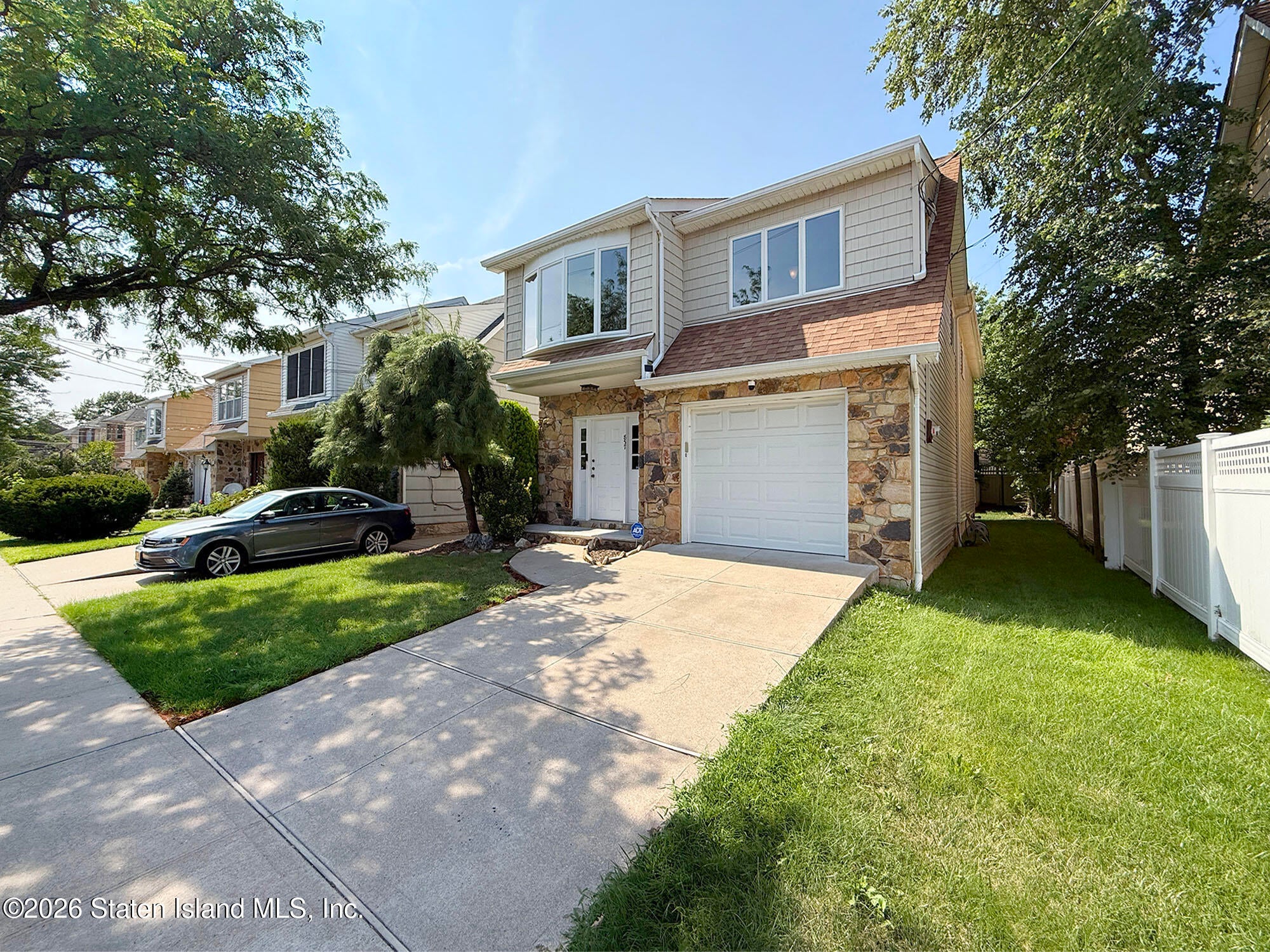 837 Rathbun Ave, Staten Island, NY 10309 photo