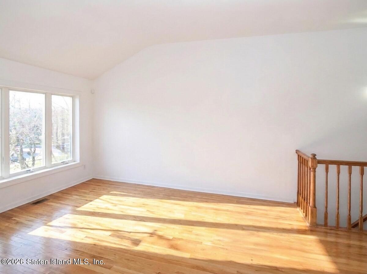 837 Rathbun Ave, Staten Island, NY 10309 photo