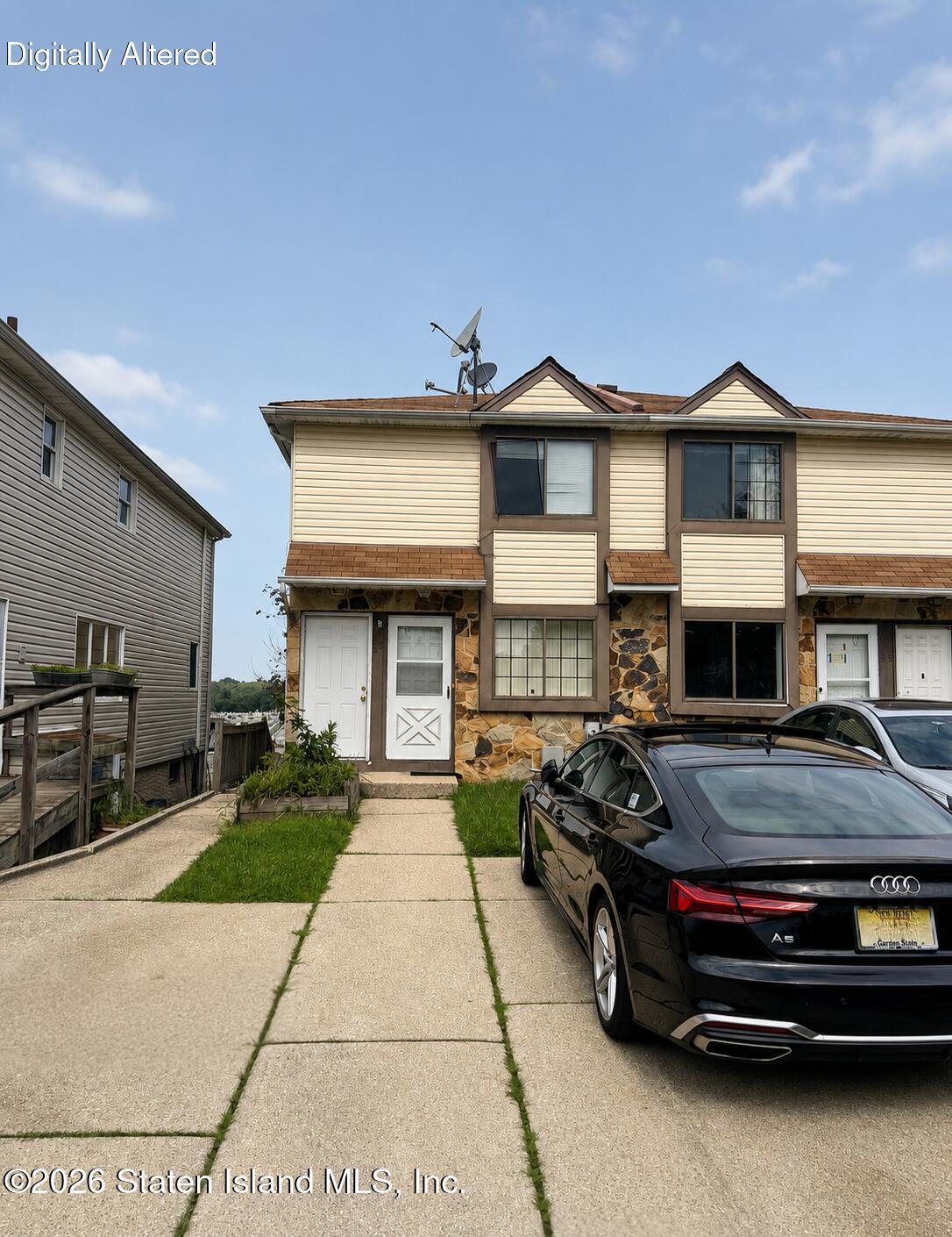 53 55 Luke Ct, Staten Island, NY 10306 photo