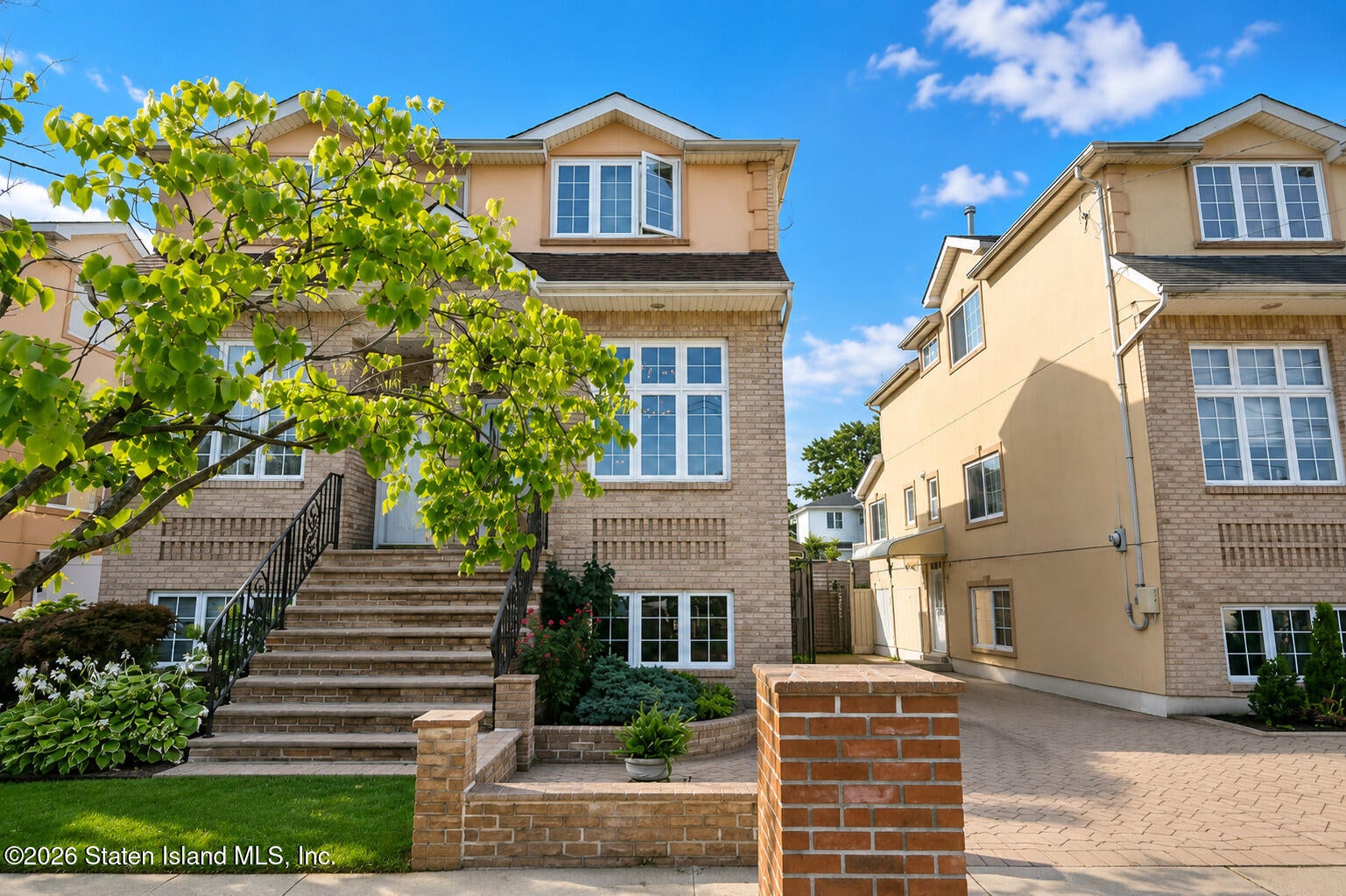 50 Scott Ave, Staten Island, NY 10305