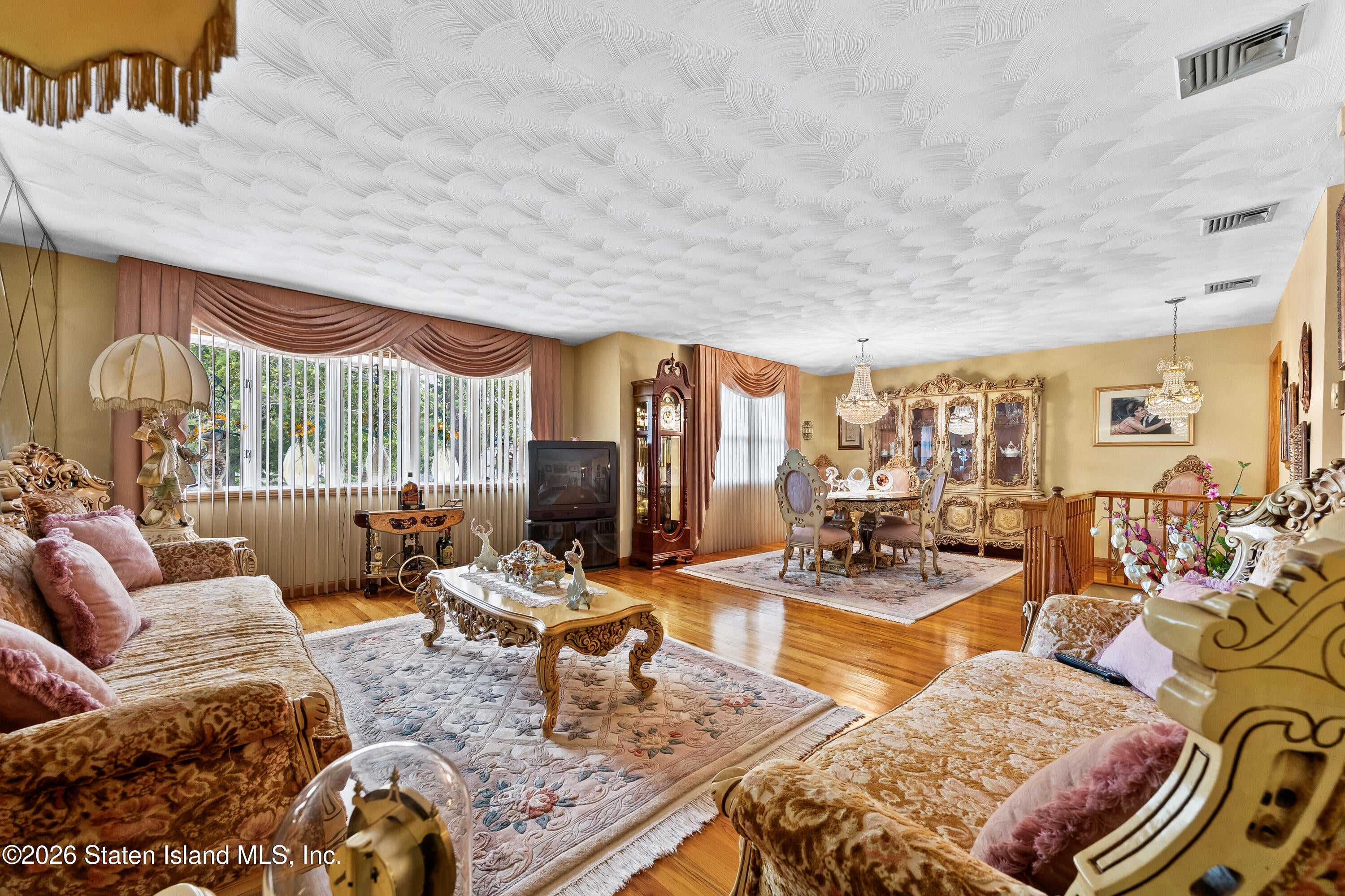 140 Merrymount St, Staten Island, NY 10314 photo