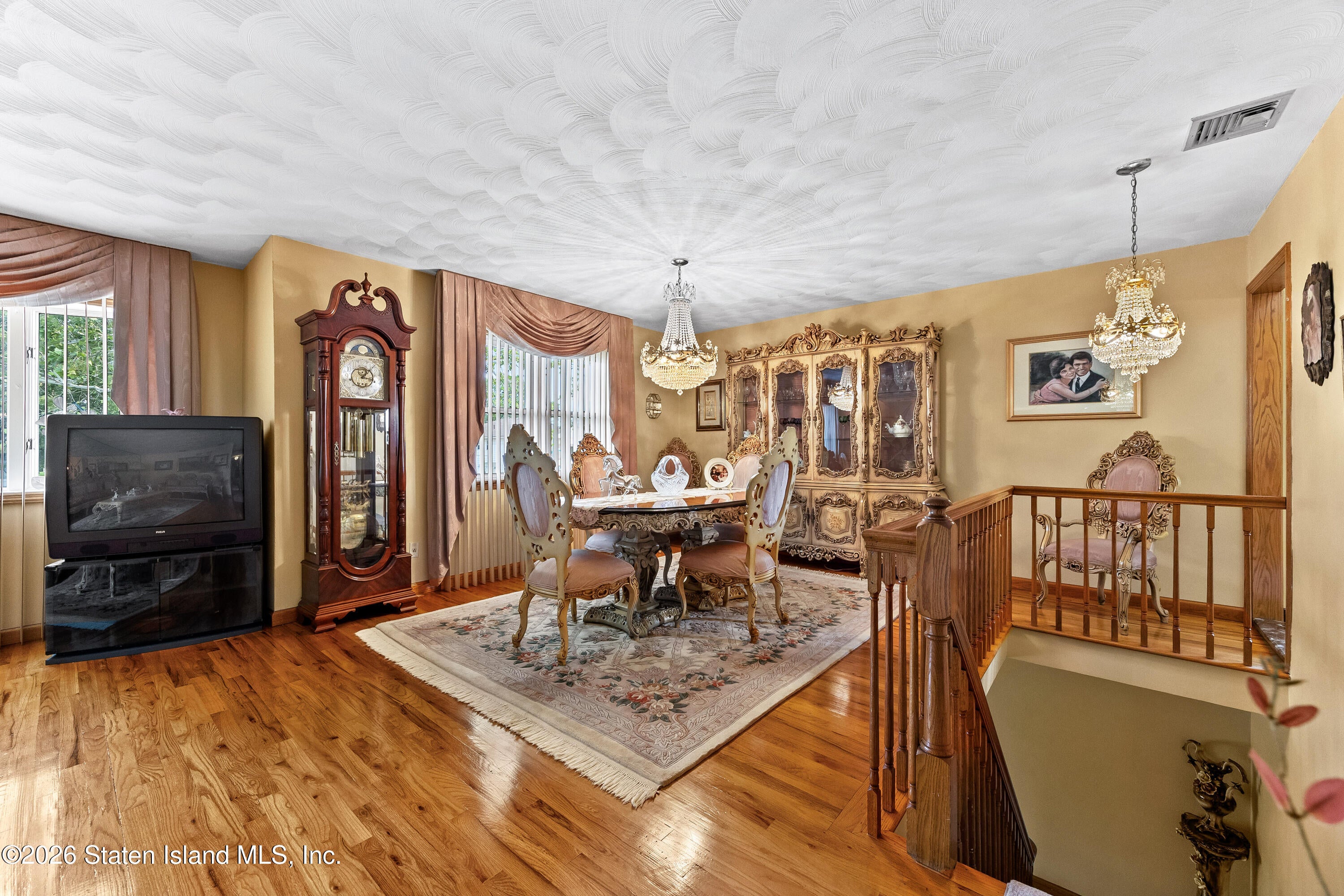 140 Merrymount St, Staten Island, NY 10314 photo