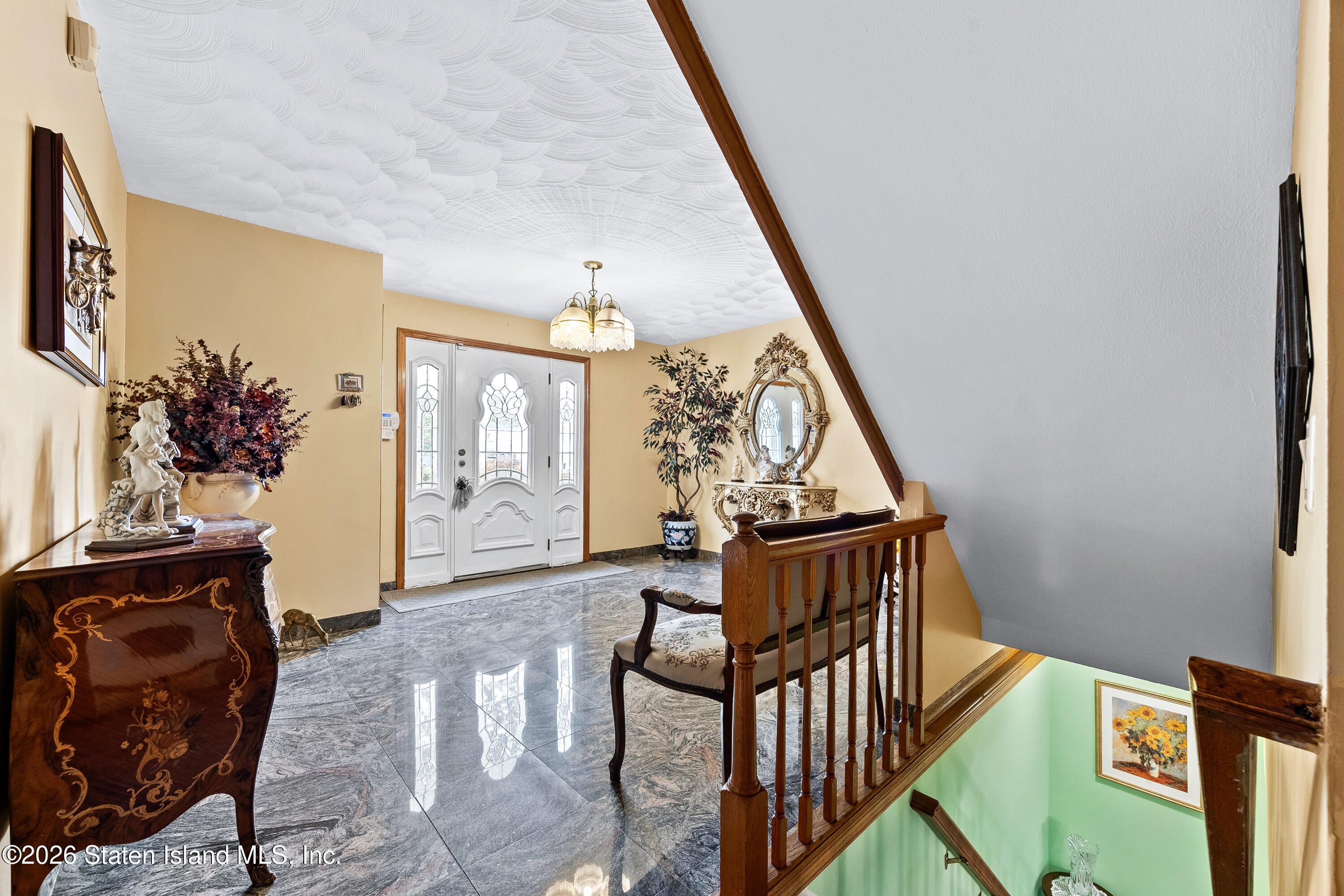 140 Merrymount St, Staten Island, NY 10314 photo