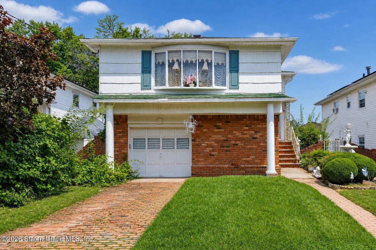 115 Augusta Ave, Staten Island, NY 10312